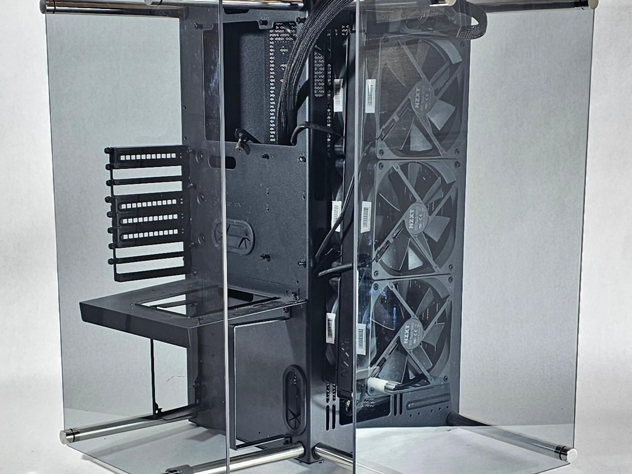 Thermaltake Core P90 Tempered Glass Edition (Wall Mount PC Case) w\ NZXT 420mm AIO & Wall Mount