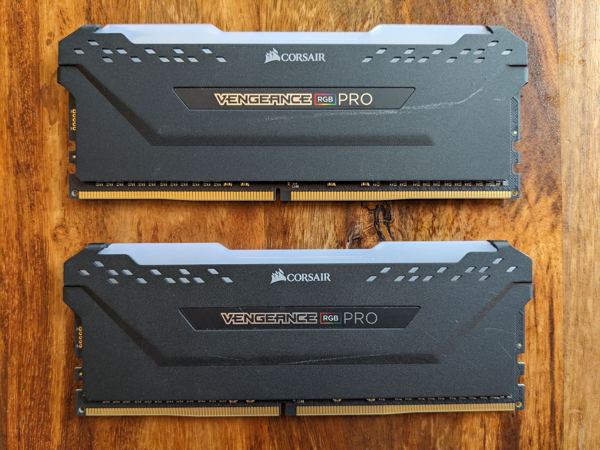Sam Altman Special: 64GB DDR4 3200 CL16 Corsair Vengeance RGB Pro 64GB DDR4-3200 -Pass MemTest86!