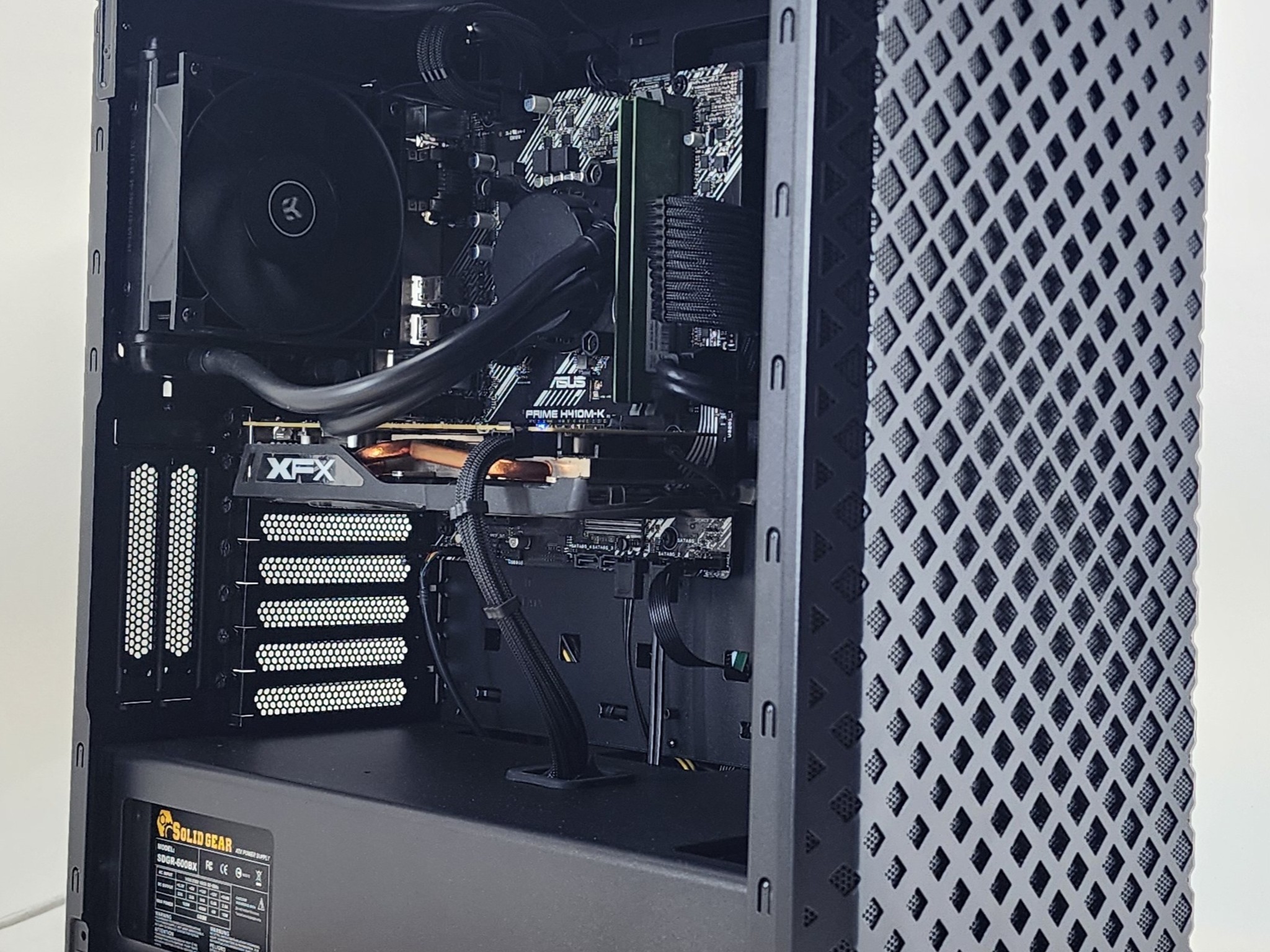 Gaming PC i3-10105F 8GB RAM 128GB SSD + 500GB HDD RX 470 8GB Windows 11 Computer