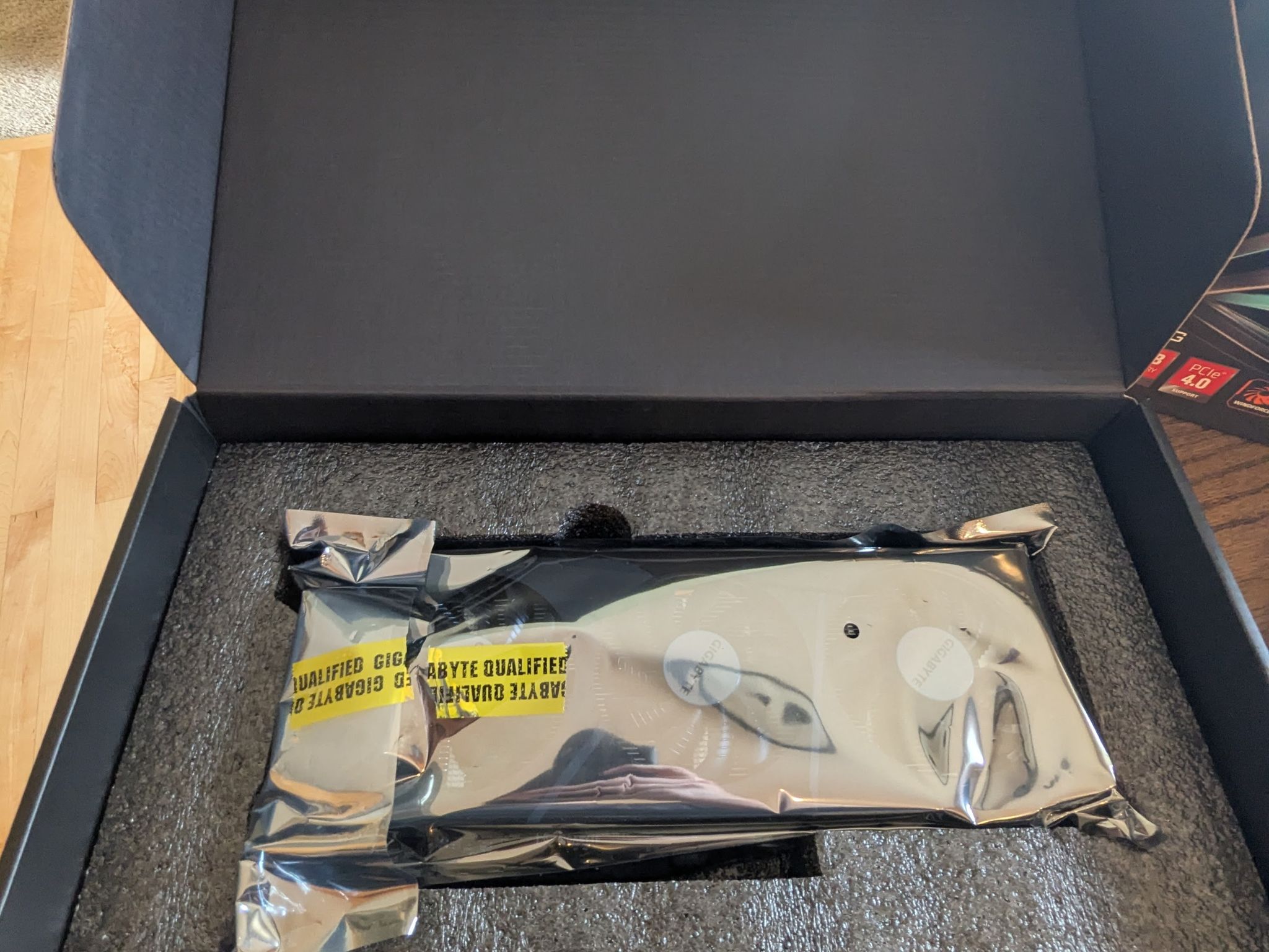 Gigabyte EAGLE Radeon RX 6600