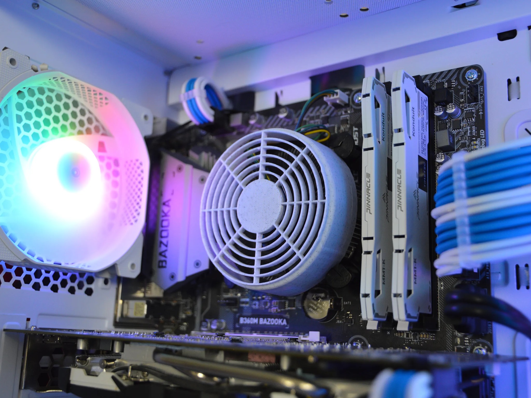 🔮❄️| RX 580 | INTEL i5-8400 | 16GB DDR4 RAM | 512GB NVME SSD | Crystal Snow |