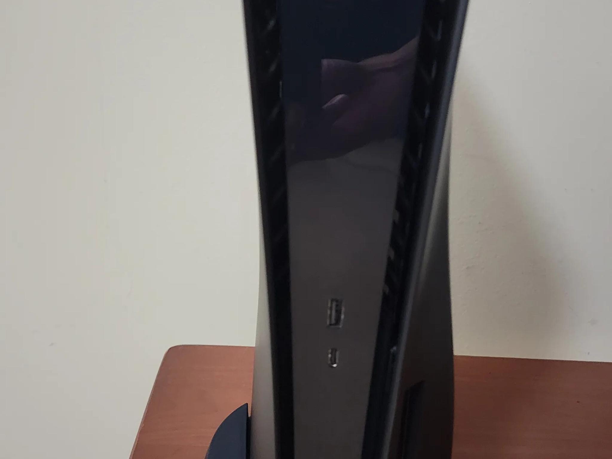 PlayStation 5 (Disc Ver.) Comes with 5 games, 2 Controllers, Media Remote and more (see description)