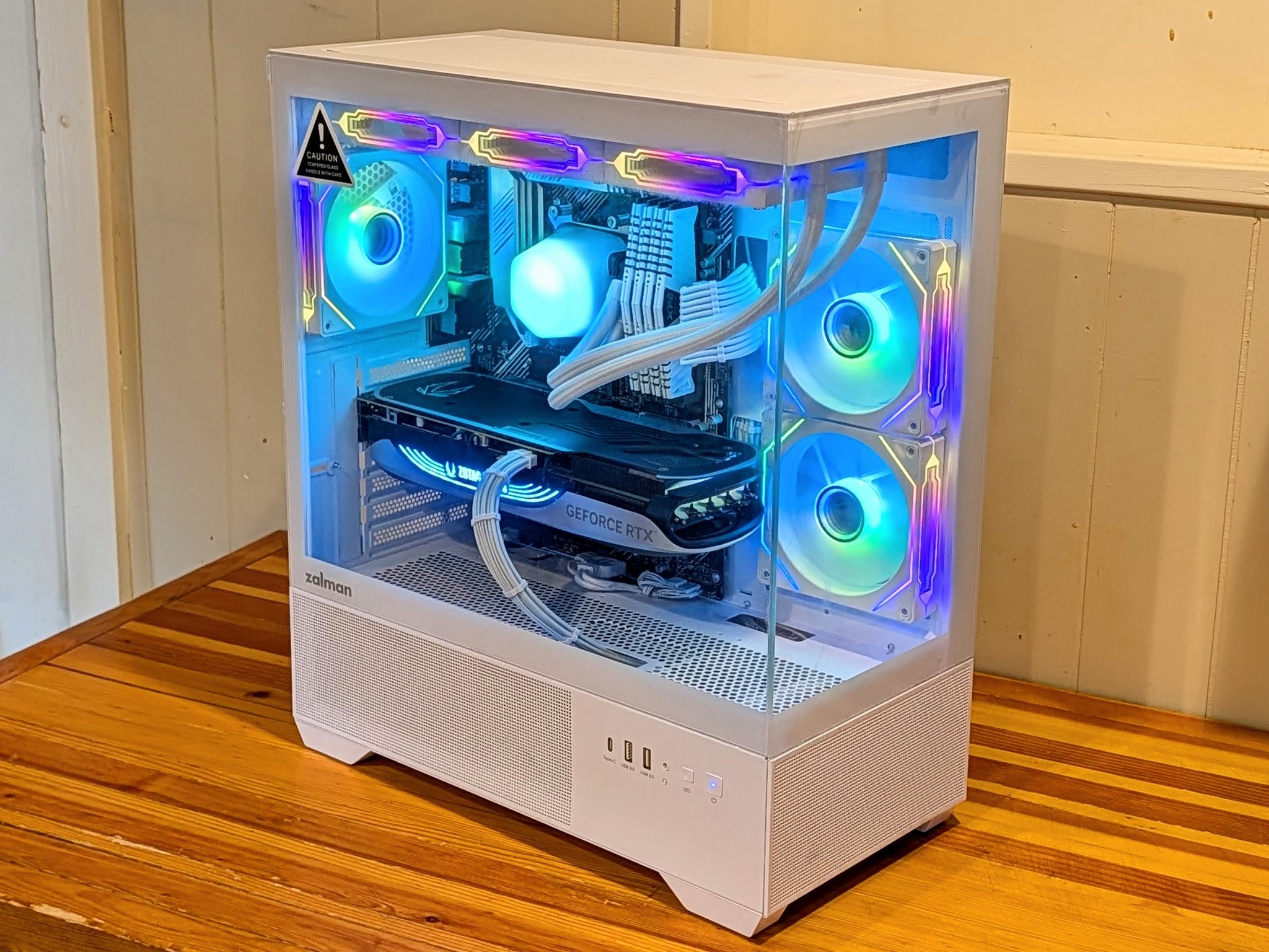 ❄️ Ryzen 7 5800x | RTX 4070 Ti | 32GB DDR4 | 1TB SSD | 1440p