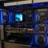 4K Elden Lord - RTX 5070 Ti, Ryzen 7 7800X3D, 32 GB DDR5 RAM, 2 TB Gen 4 NVME, Liquid Cooled, RGB