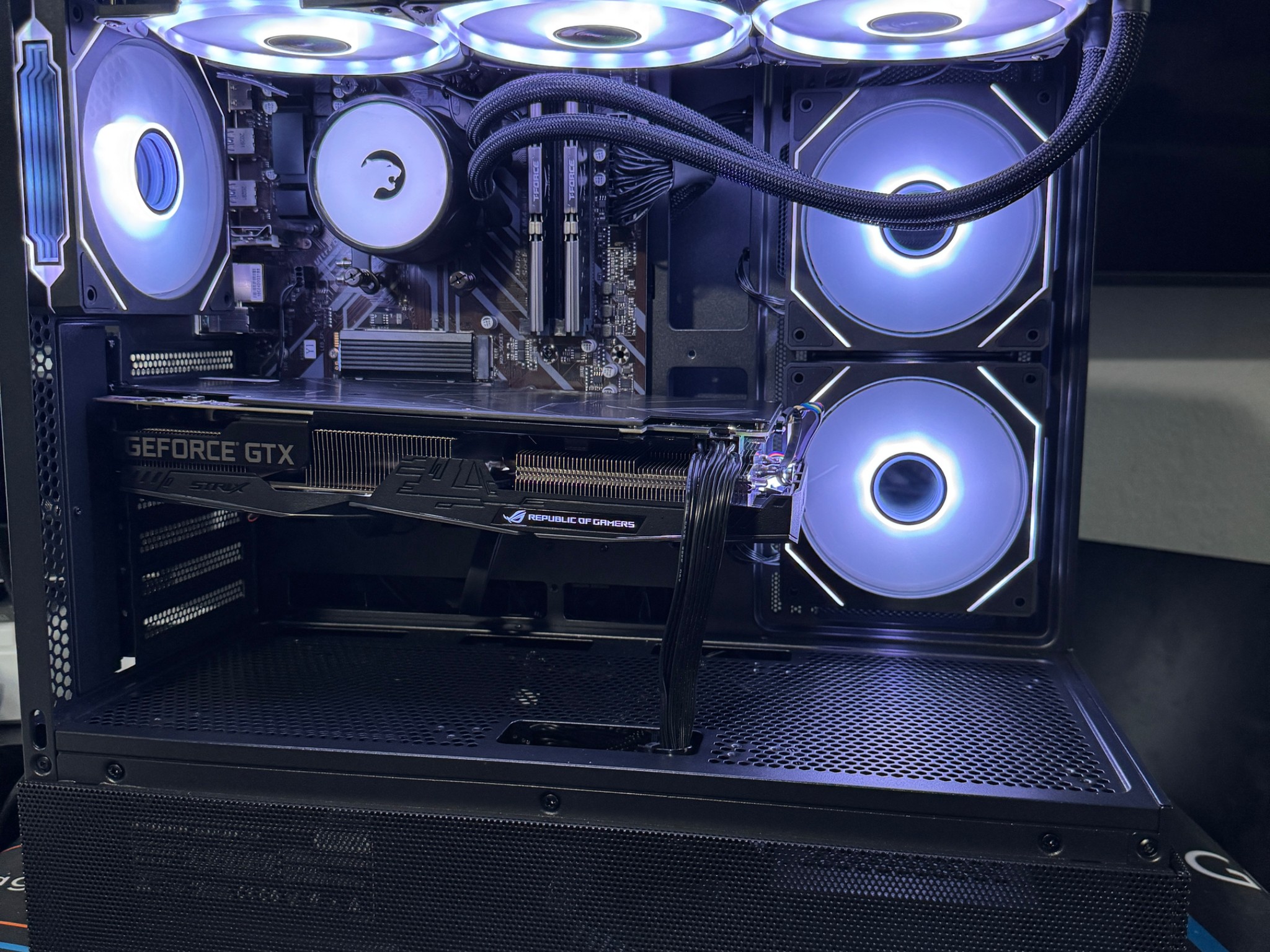 Gaming PC | GTX 1660Ti | Ryzen 5 2600 | 16GB DDR4 | 1TB NvMe | WIFI + BT