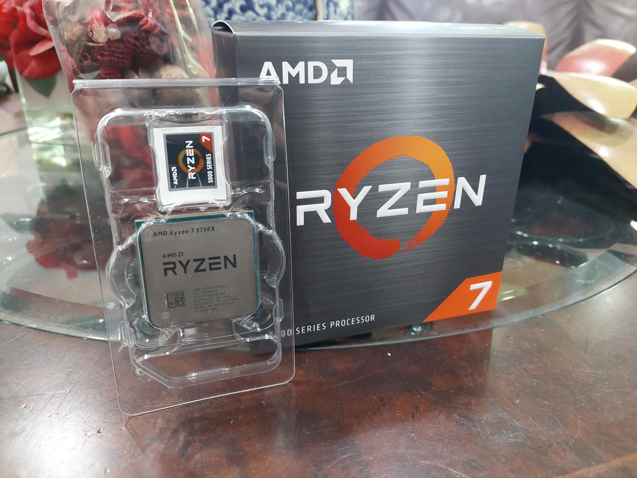 AMD Ryzen 7 5700x