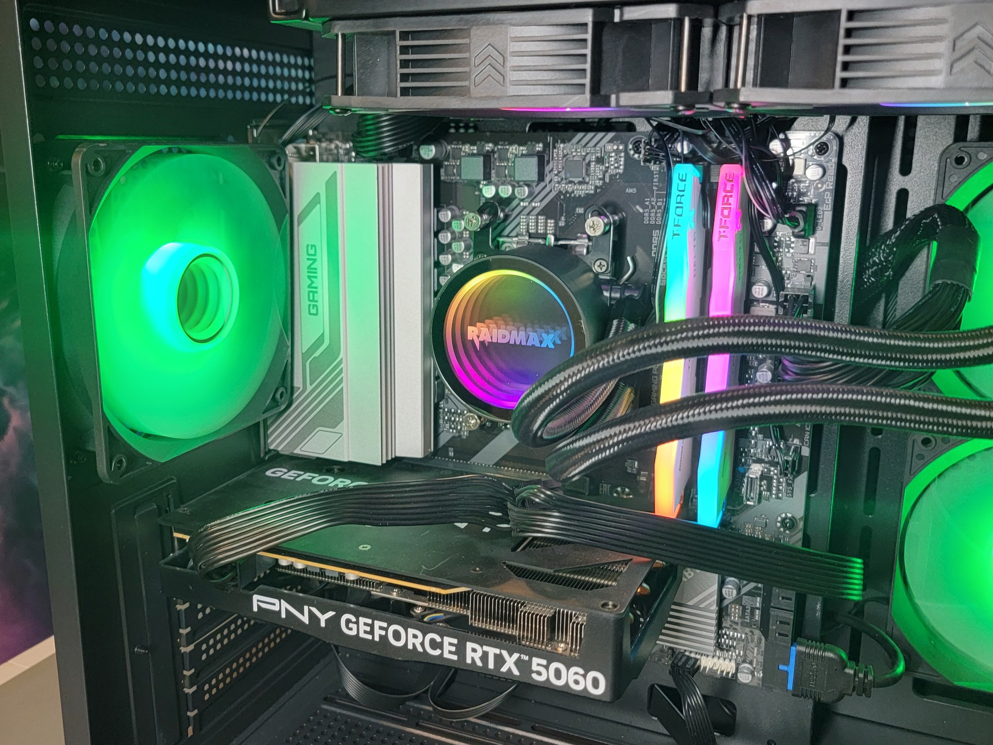 PNY RTX 5060 8GB + Ryzen 7600x PC Build #42
