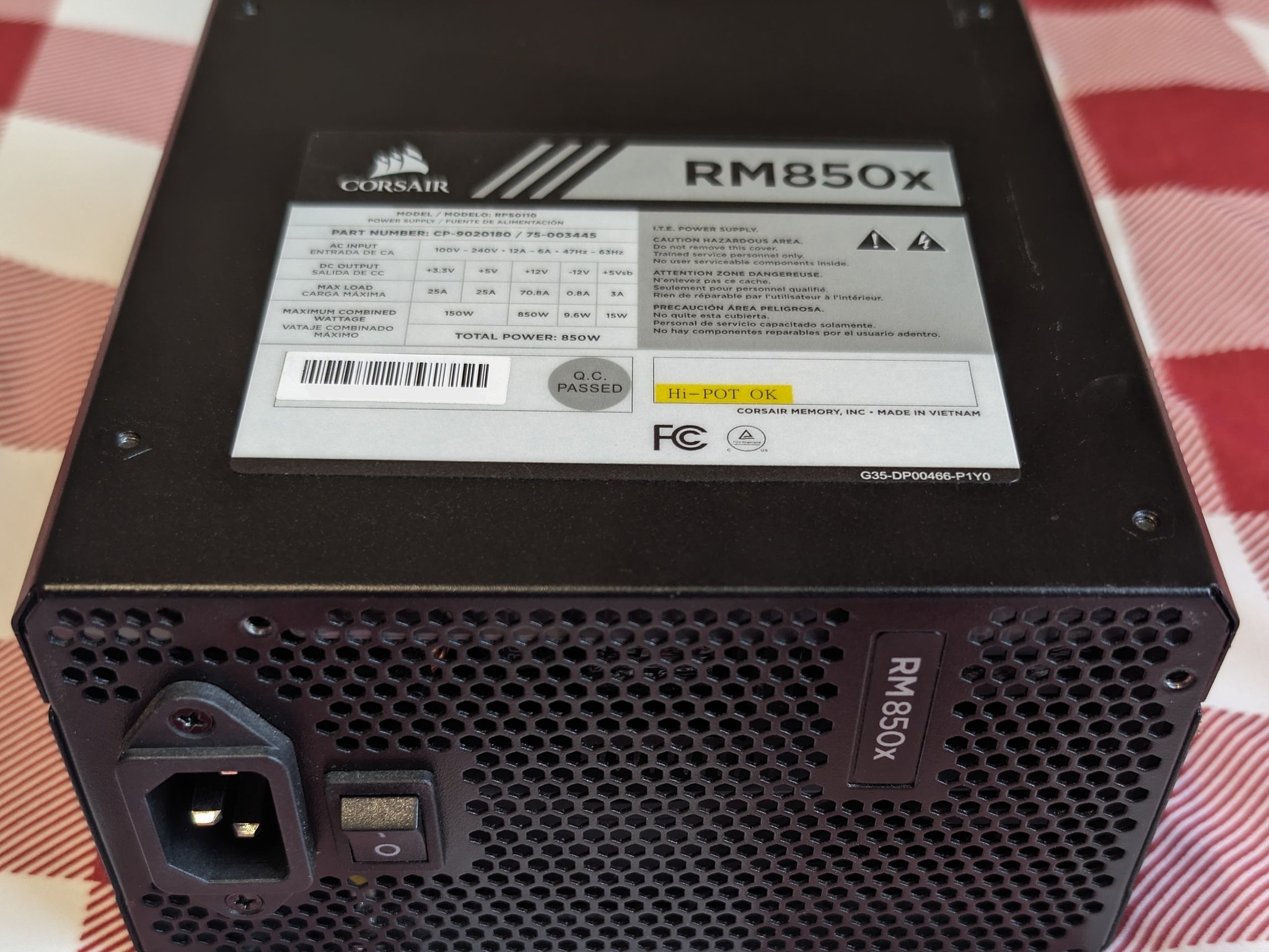 Corsair RM850X Fully Modular Power Supply w/ $350 worth of CableMod & Corsair Sleeved Cables