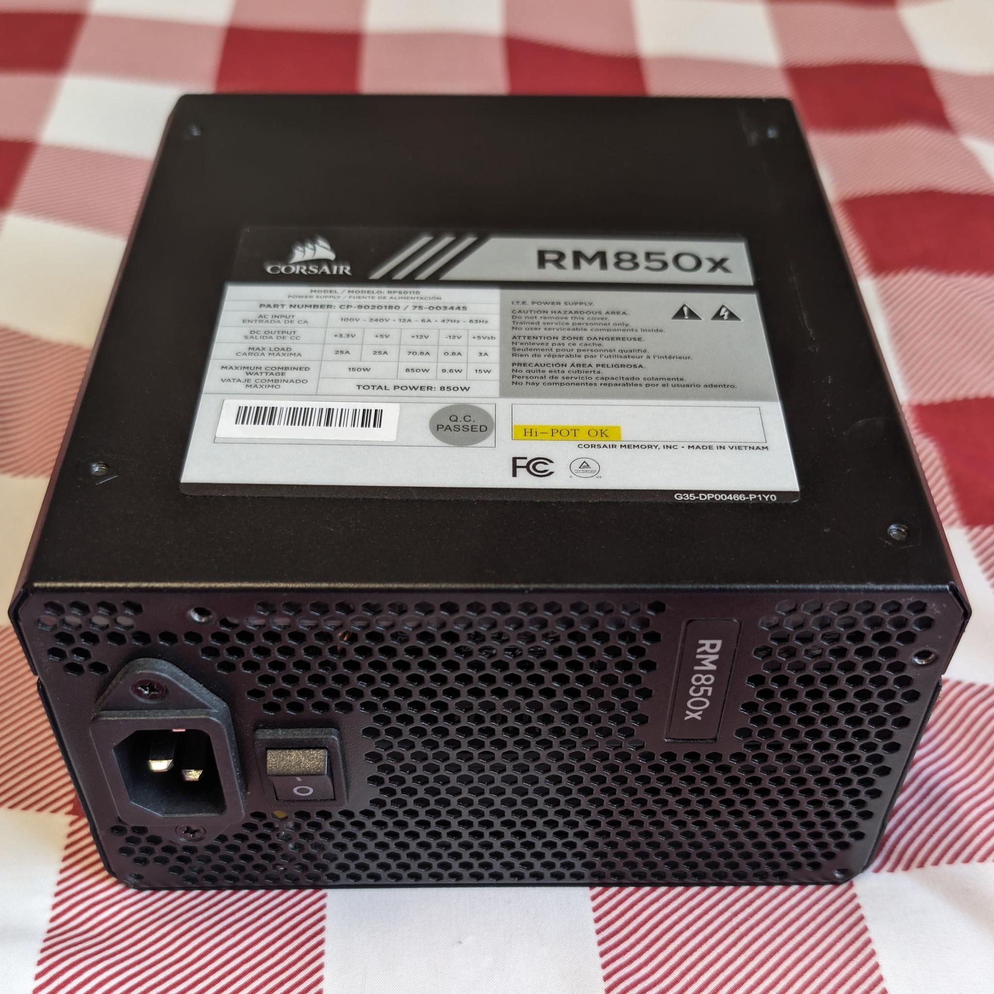 Corsair RM850X Fully Modular Power Supply w/ $350 worth of CableMod & Corsair Sleeved Cables
