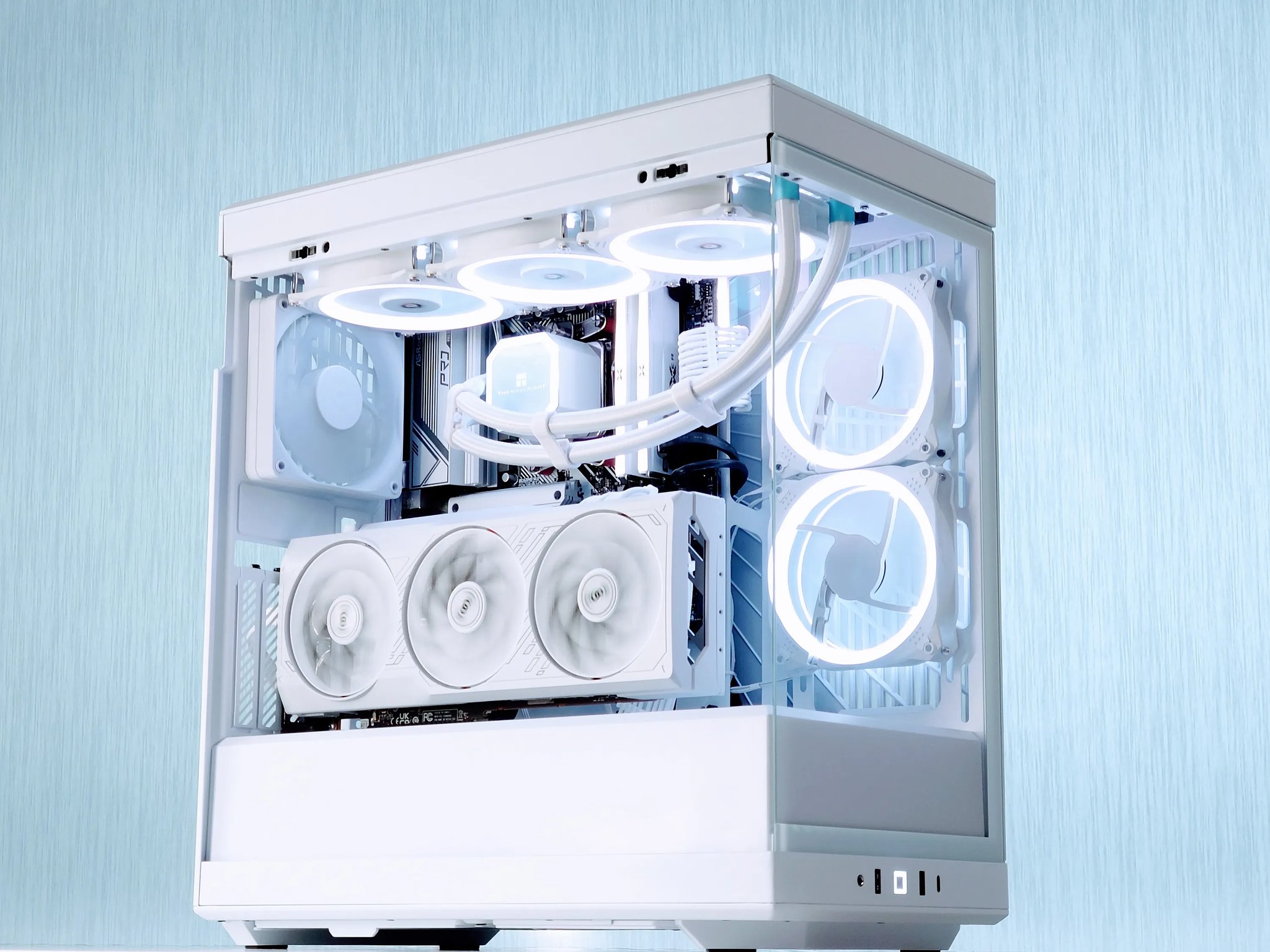 🏞️🤍☁️Liquid Cooled Gaming PC❄️AMD RX 7900 GRE 16GB❄️AMD Ryzen 7 8700F❄️32GB DDR5❄️1TB SSD