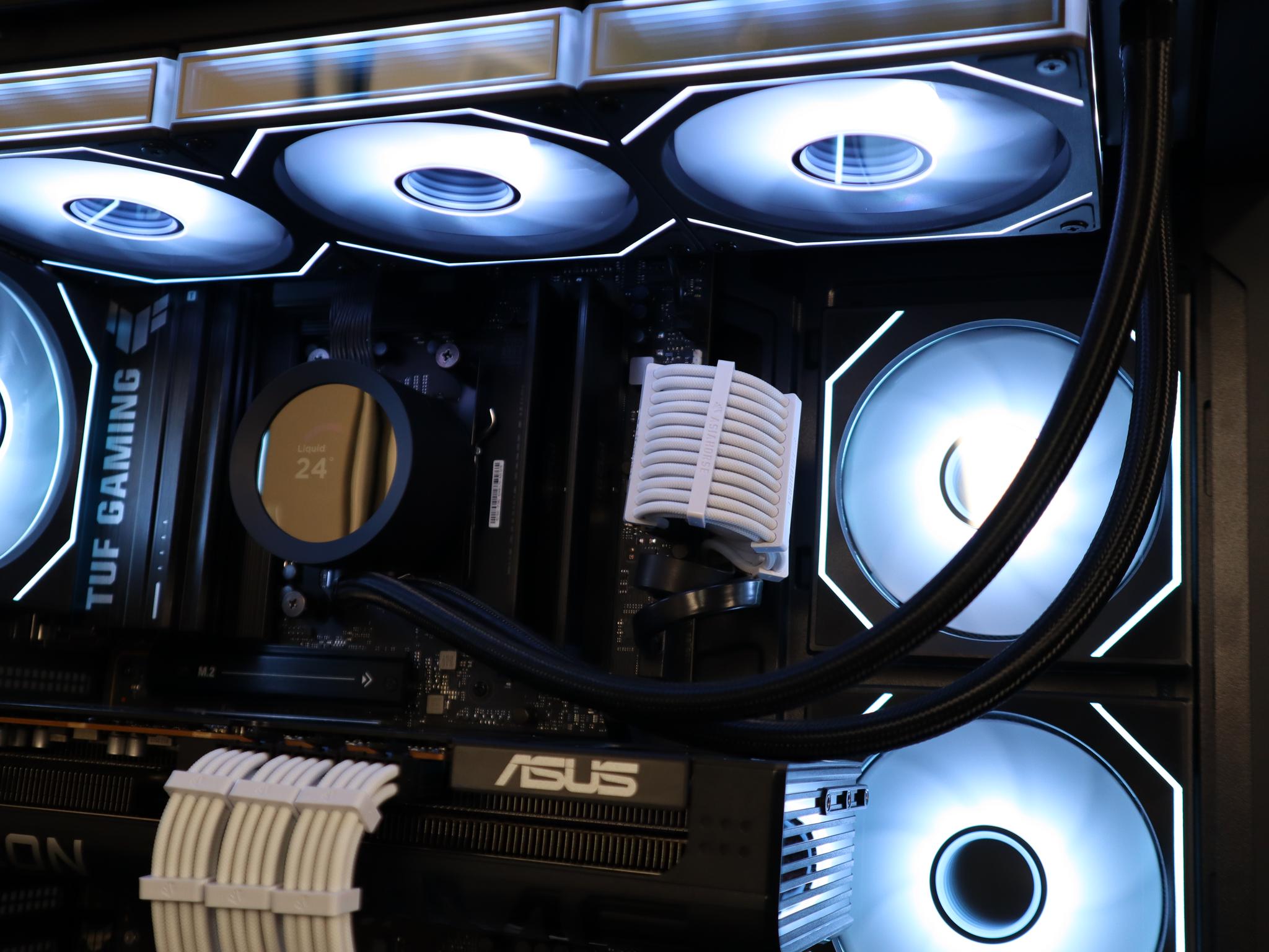 Radeon RX 9070 XT Custom Gaming PC - Ryzen 7 9800X3D, 32GB RAM