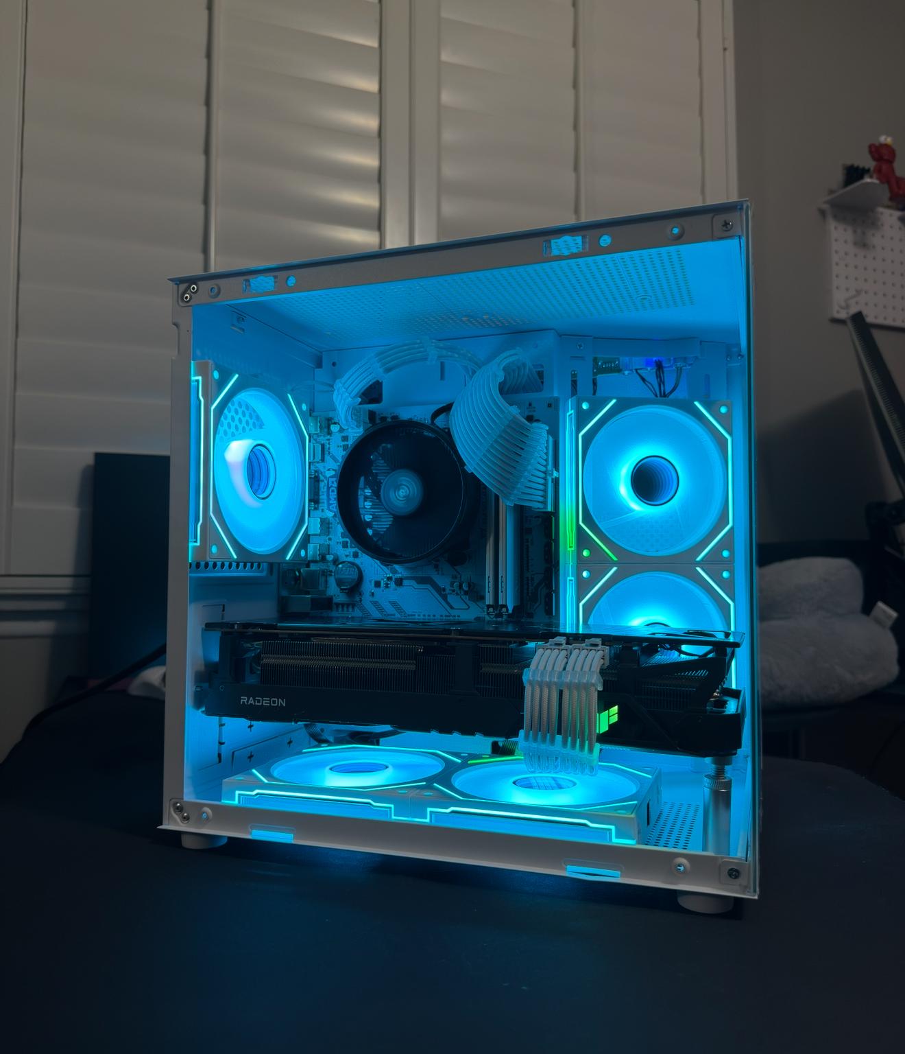 1440p COMPACT GAMING PC | 6700xt | RYZEN 5 5600 | 32GB RAM | 1TB M.2