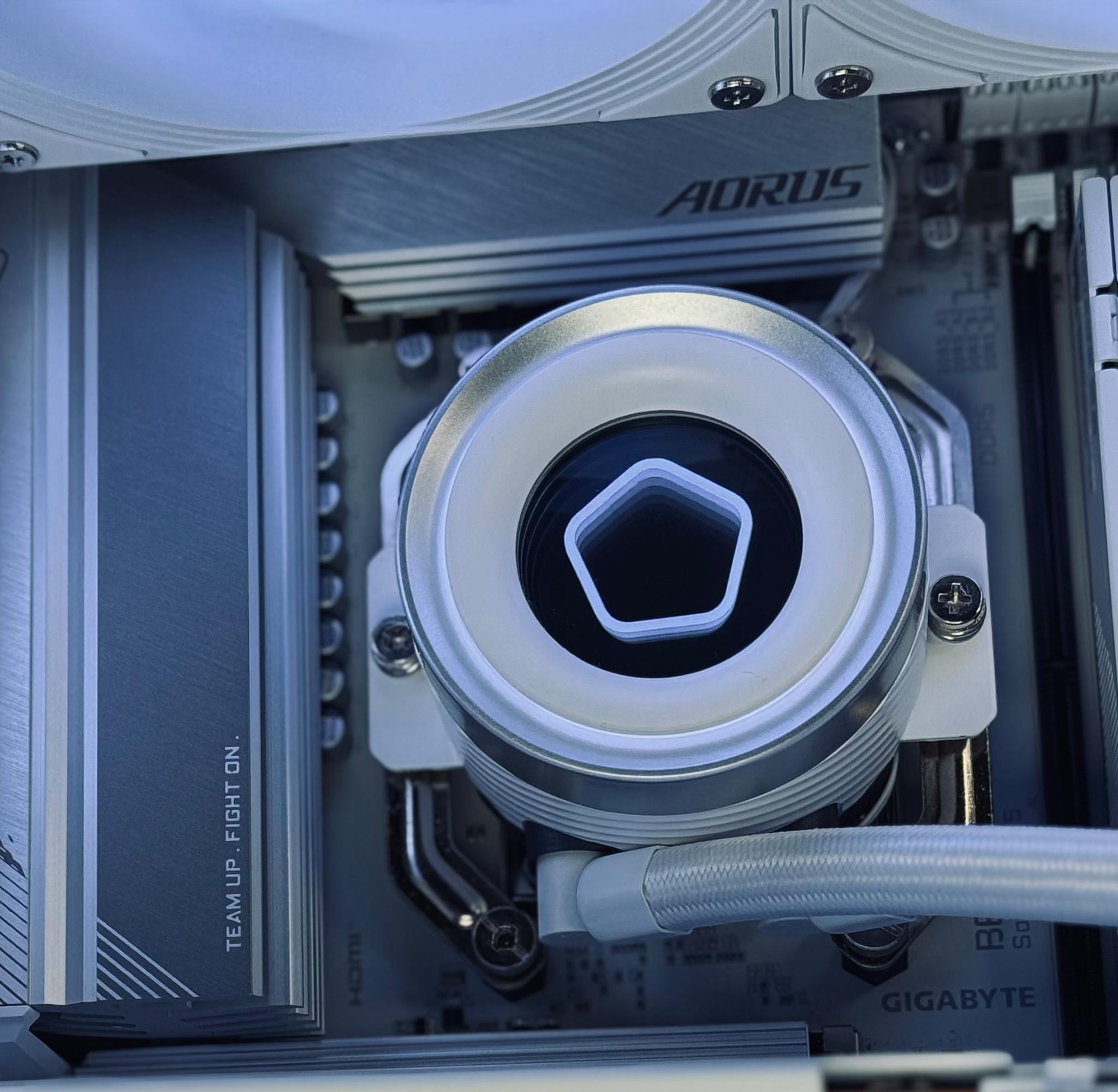 👨‍🚀CryoSpectre : AMD RX 9070XT, Ryzen 7 7700X , 32GB DDR5 RAM, 2TB M.2 SSD