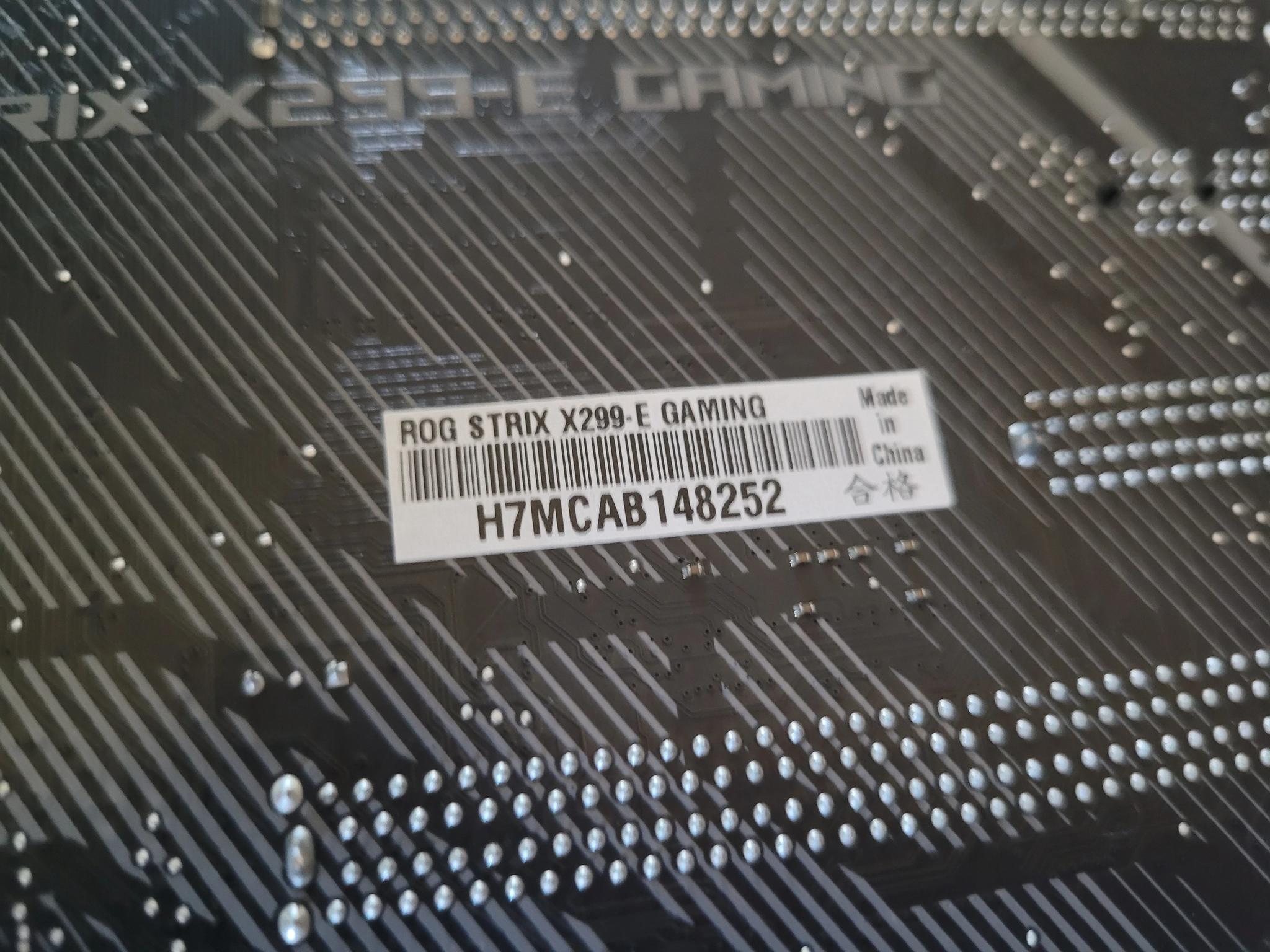 Motherboard/CPU Combo Asus Rog Strix X299-E Gaming ATX LGA2066 Intel Core i7-7740x 4.3Ghz