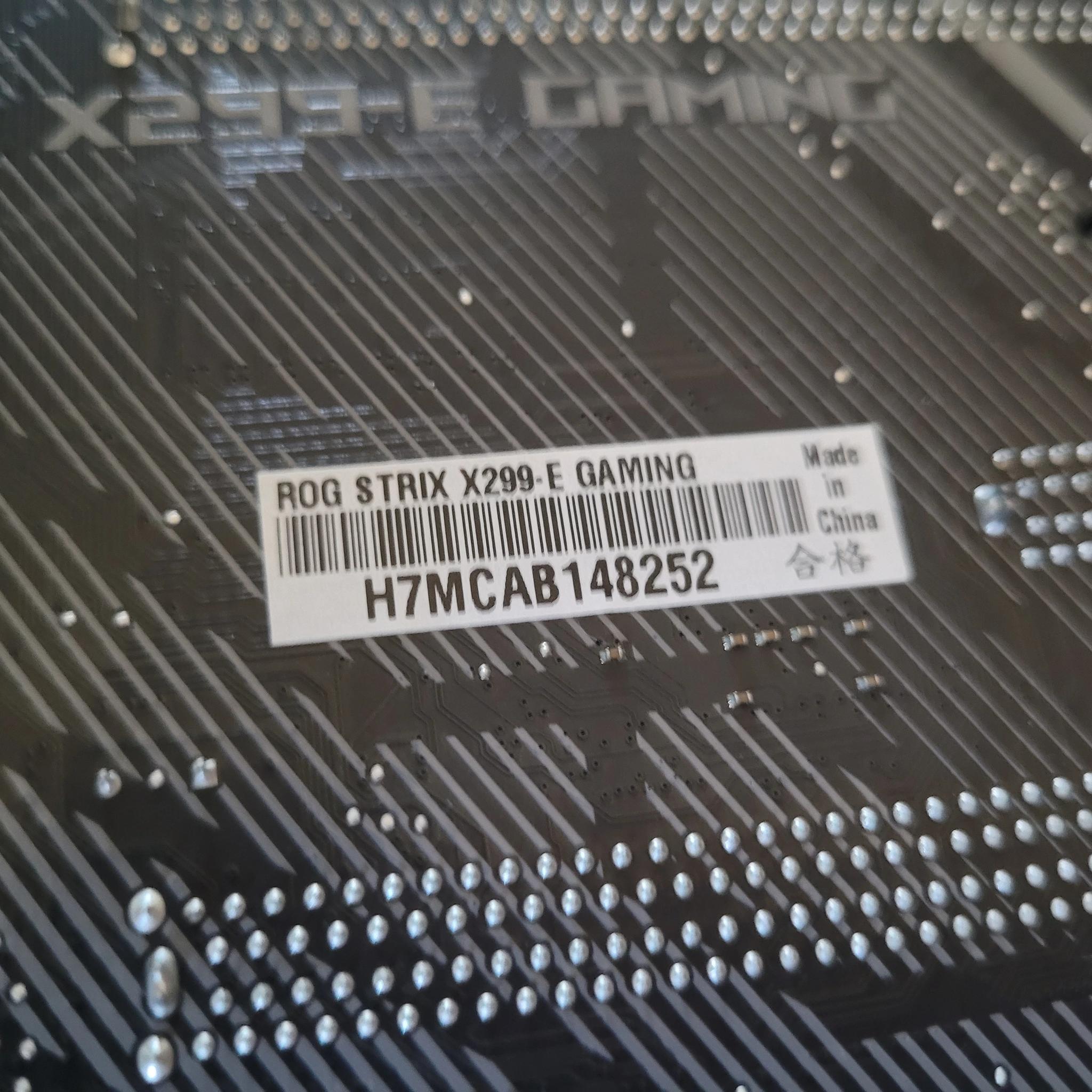Motherboard/CPU Combo Asus Rog Strix X299-E Gaming ATX LGA2066 Intel Core i7-7740x 4.3Ghz
