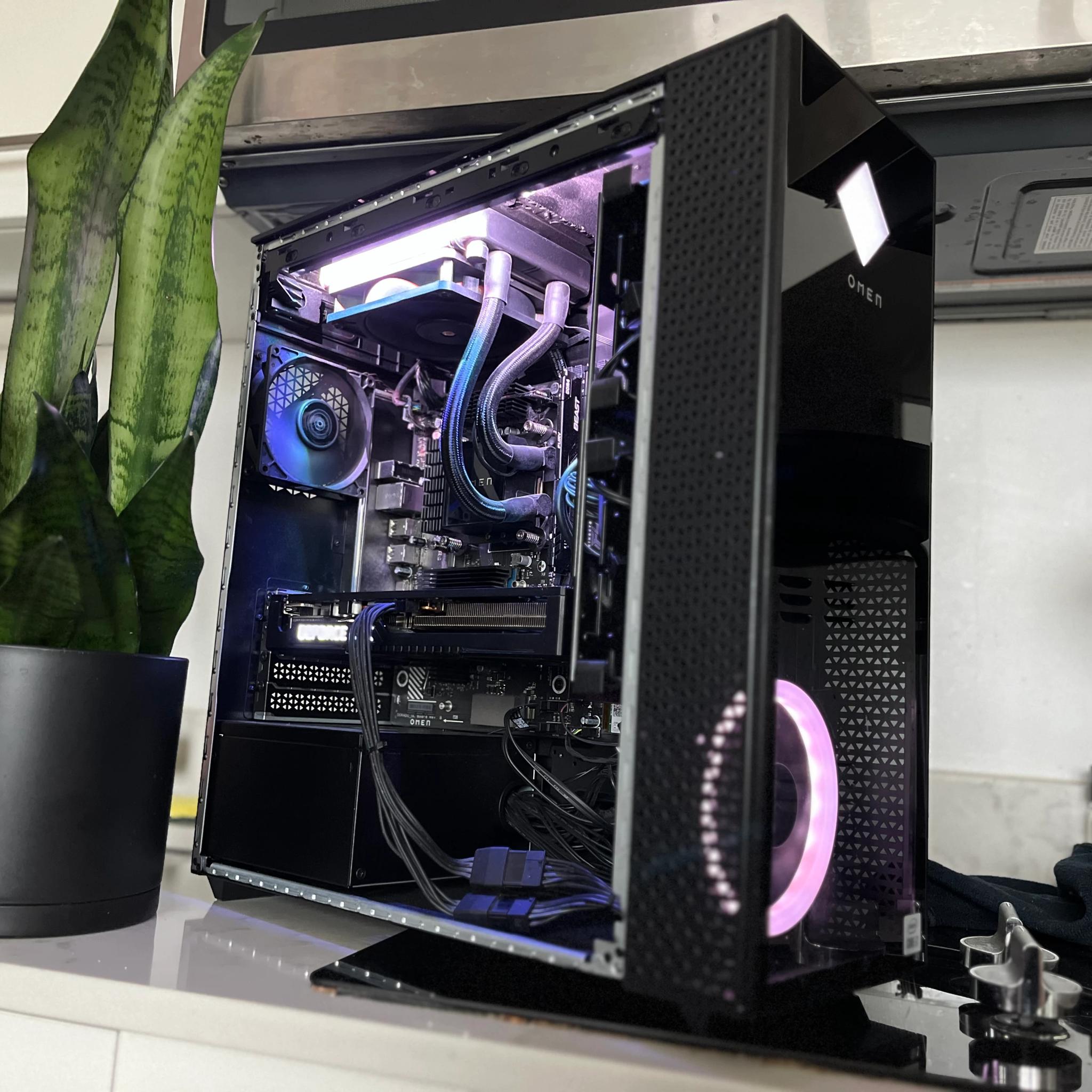 HP OMEN PC - RTX 3070, i7-10700K, 32GB RAM, 1TB NVMe