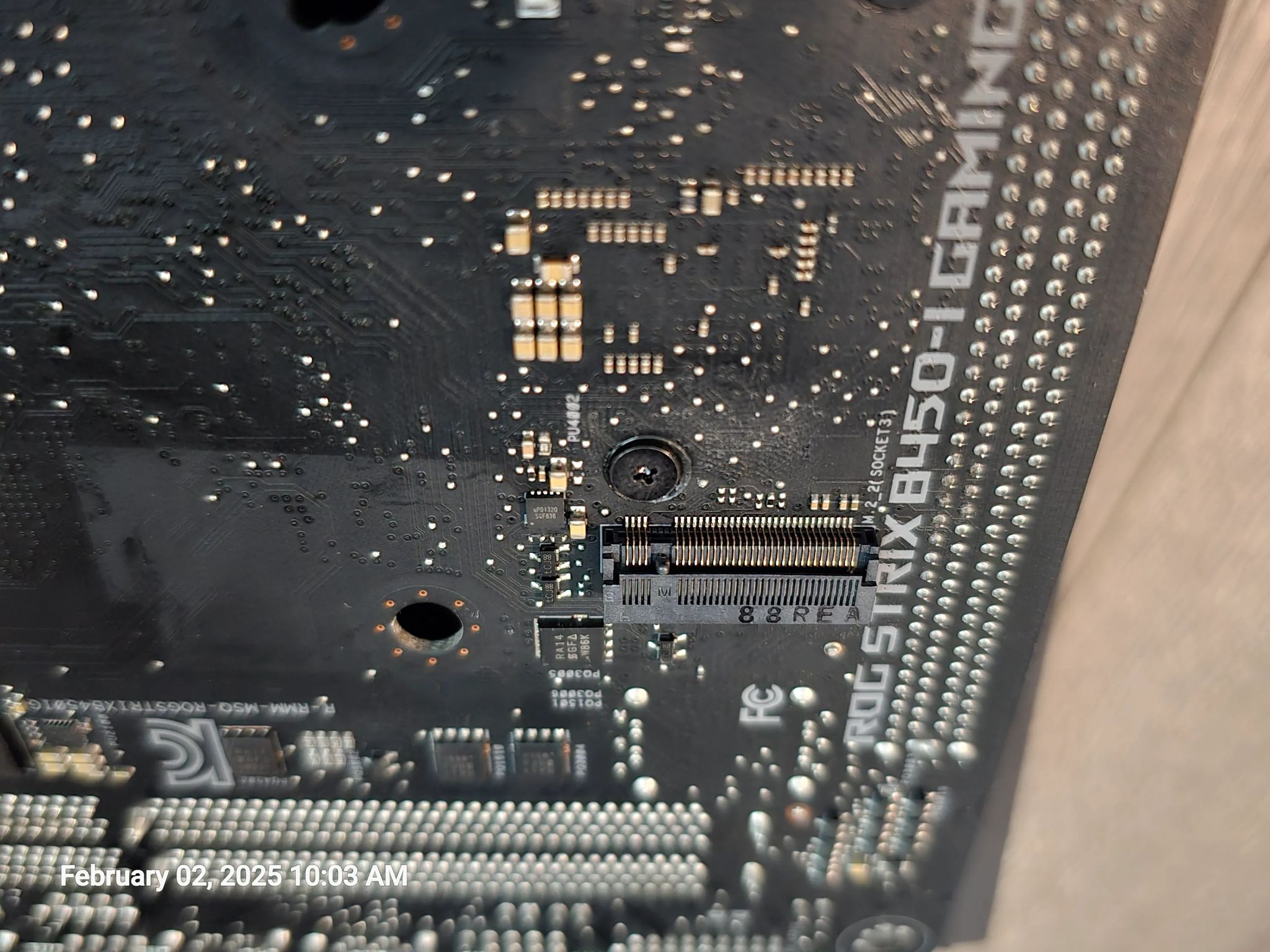 b450-i gaming/ Ryzen 5 2600/ Corsair vengeance 16gb 3000 mhz/ AMD cooler