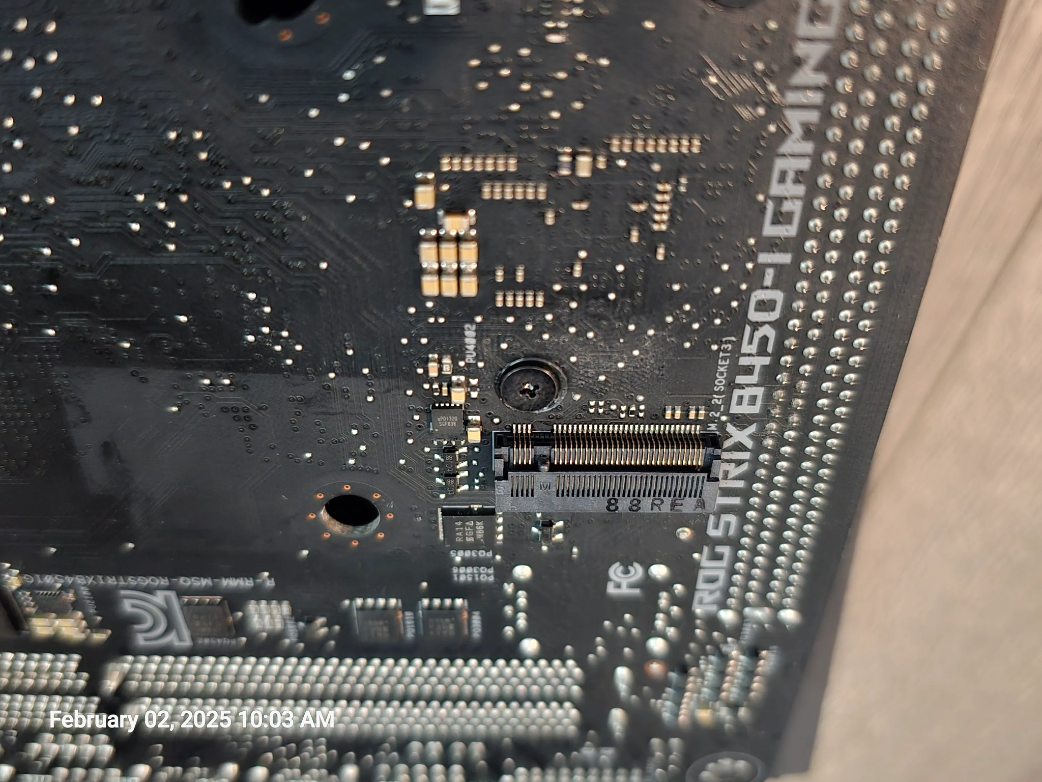 b450-i gaming/ Ryzen 5 2600/ Corsair vengeance 16gb 3000 mhz/ AMD cooler