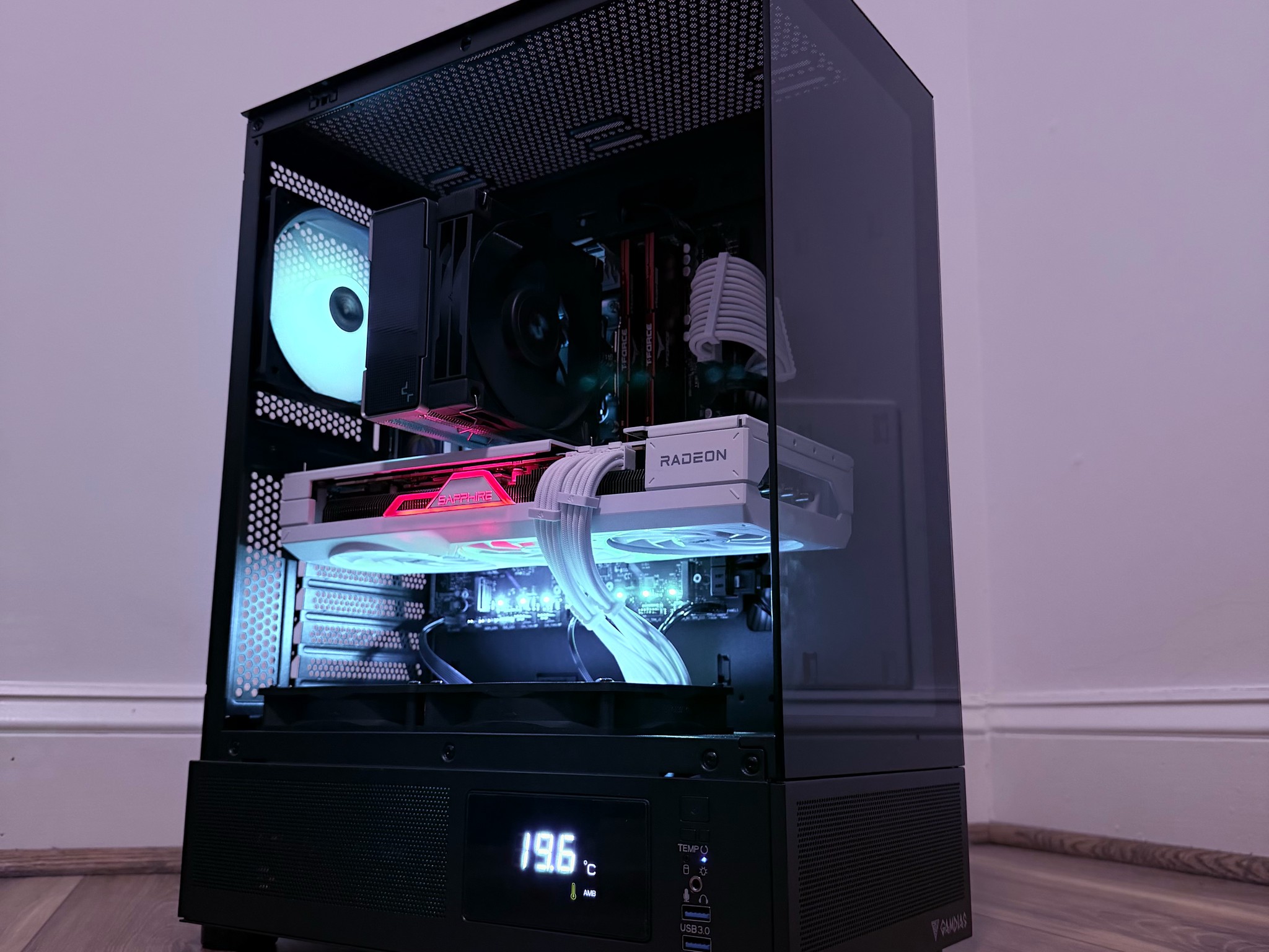 🔵⚪️"Sonic Pulse"⚪️🔵| 1440p/4k Gaming | RX 7800XT 16GB | 32GB DDR5 | i5 13400F | 1.75tb SSD | Win11