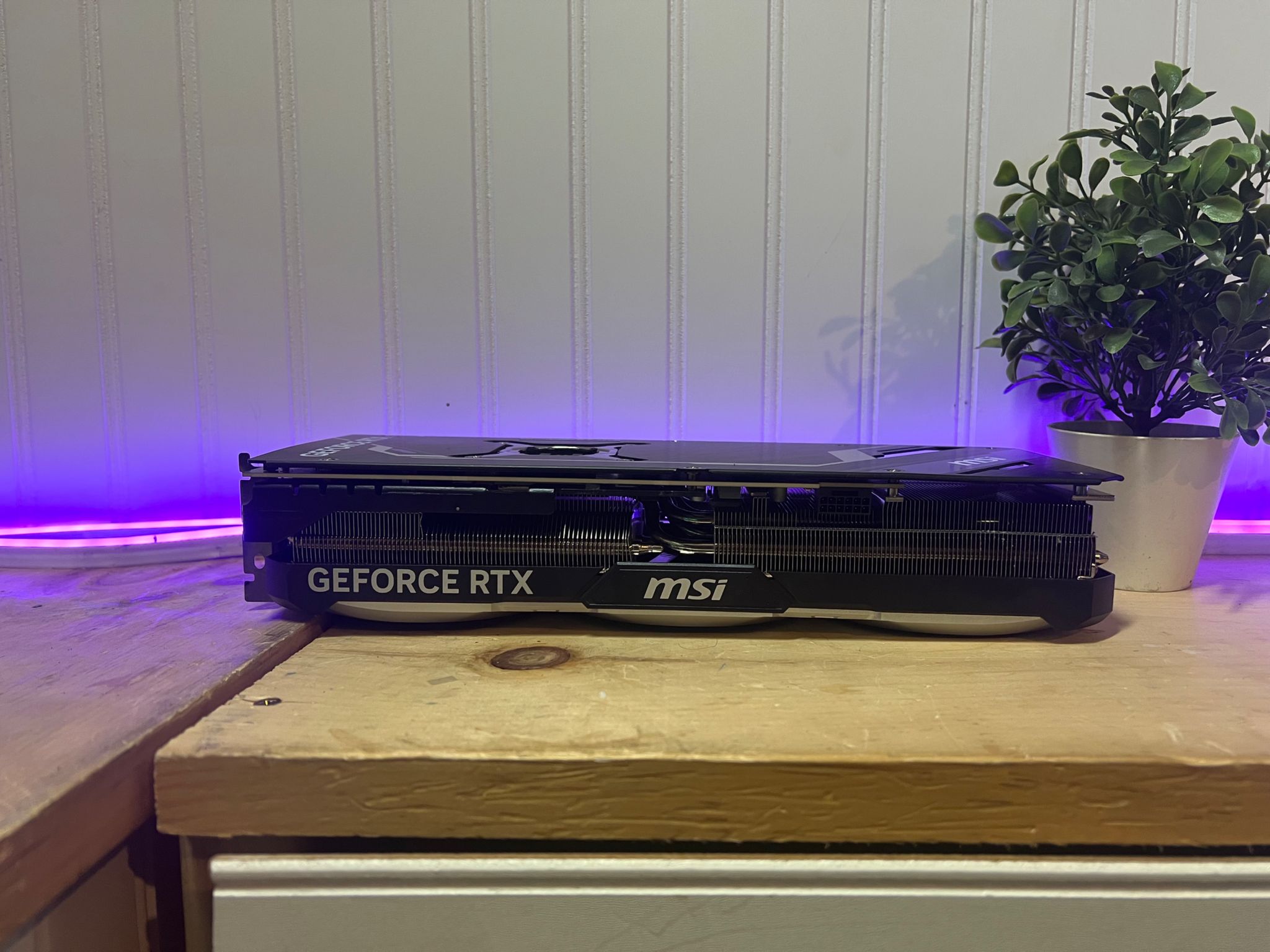 REFURBISHED 4090 read description 4k card