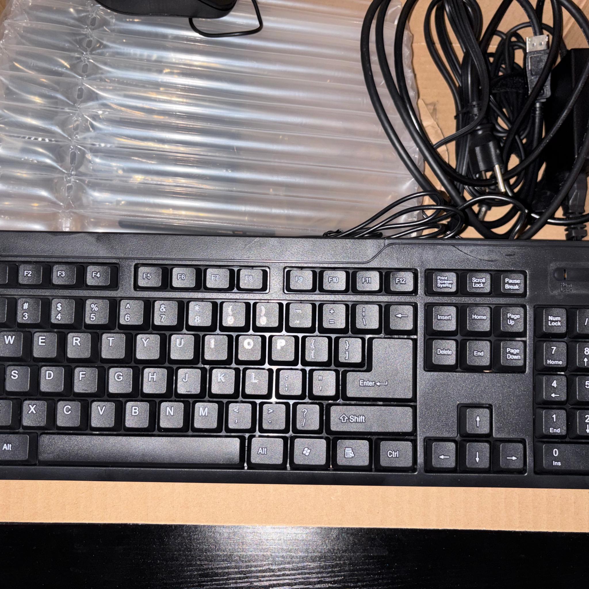 LIKE NEW Refurbed Mini HP ProDesk G5 600