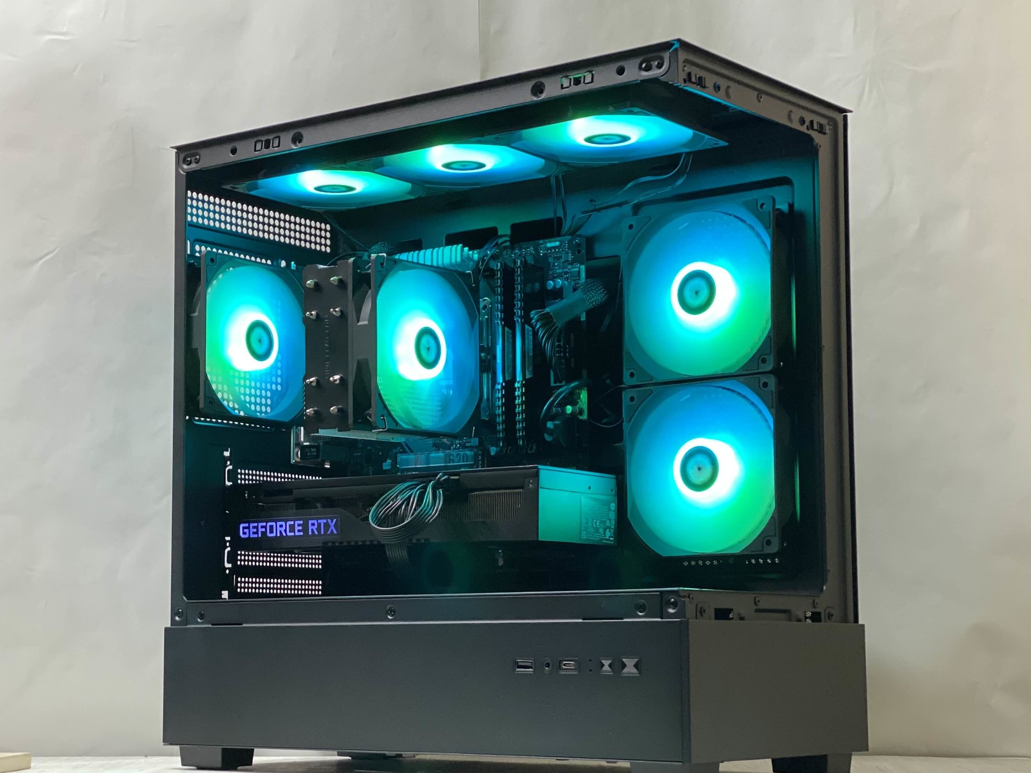 RTX 3080, Ryzen 7 5700X, 16GB DDR4, 1TB NVMe SSD, WiFi - Gaming PC