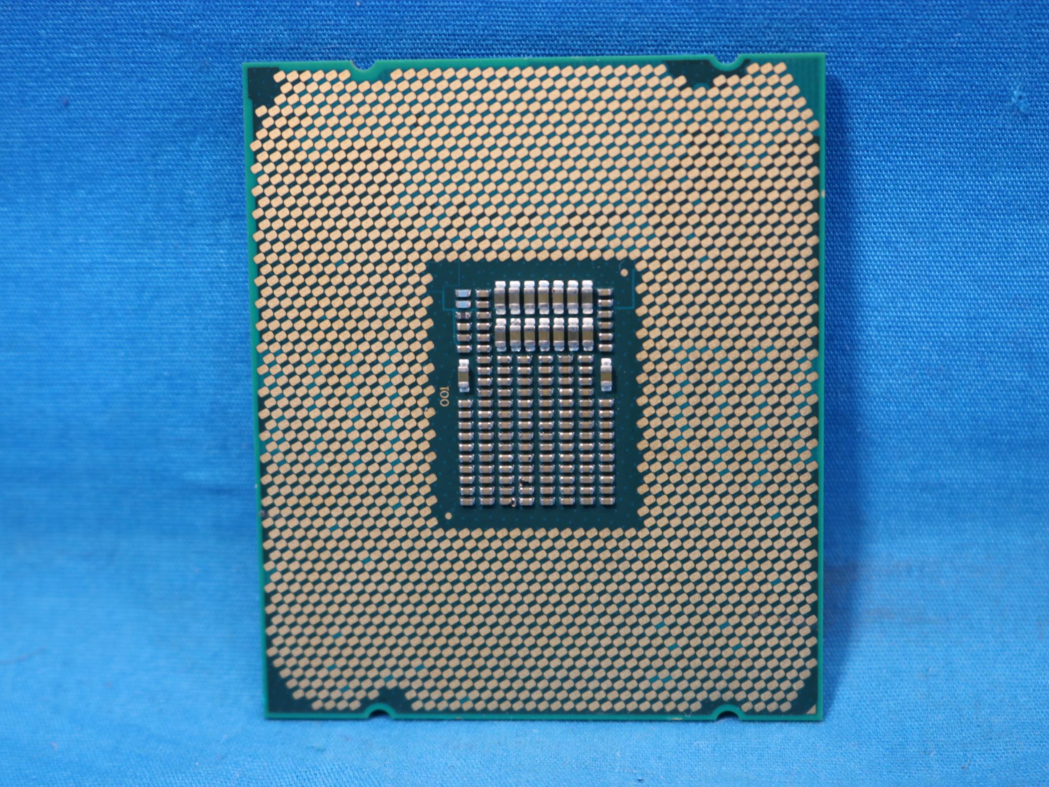 Intel Core i7-7820X 3.60GHz LGA2066 (X299) 8-Core 11MB Desktop CPU - 4211913037