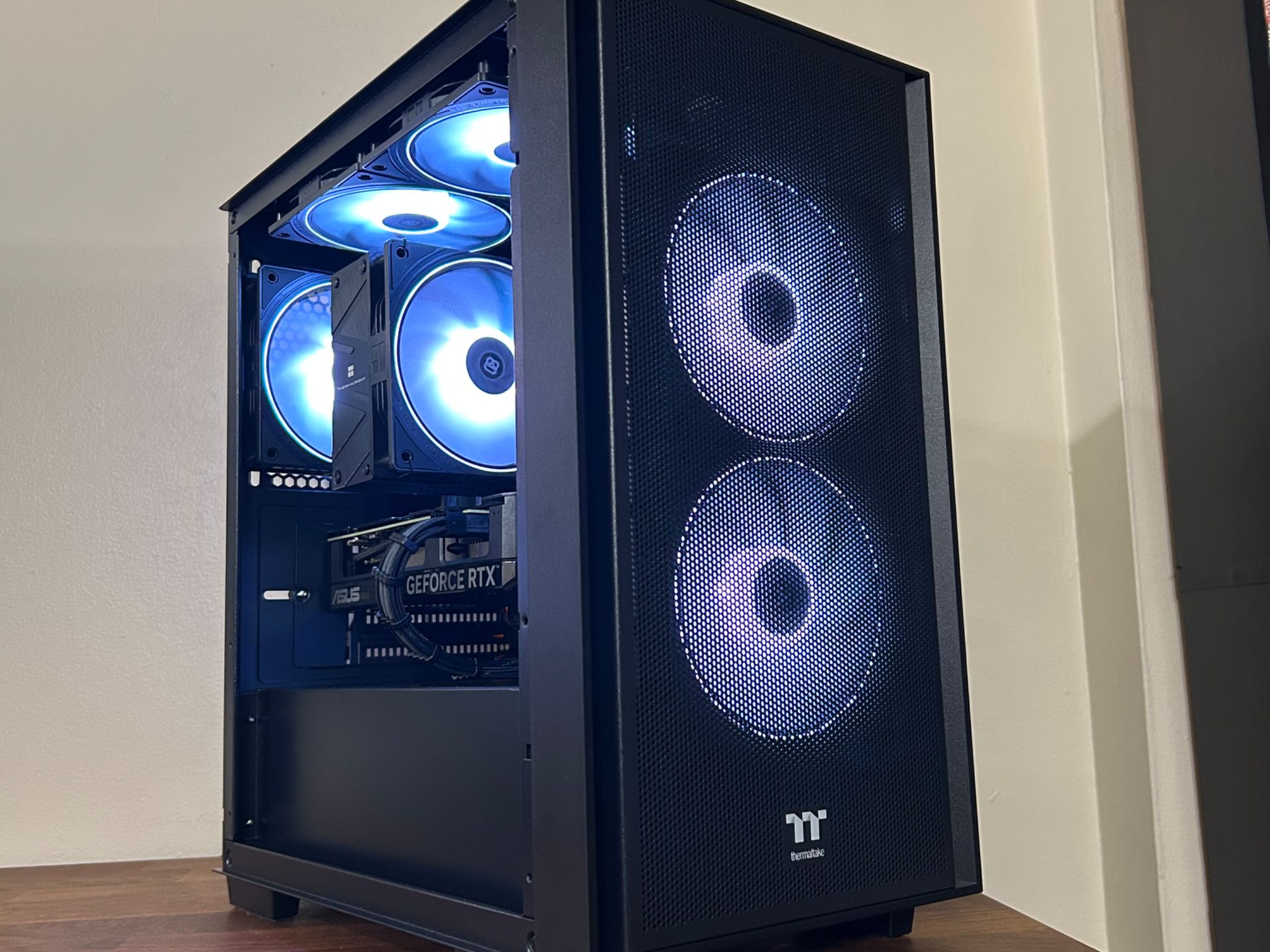 RTX 4070 12GB | Intel i5 13400F | 32GB DDR5 | 1TB SSD | The Stalker RTX