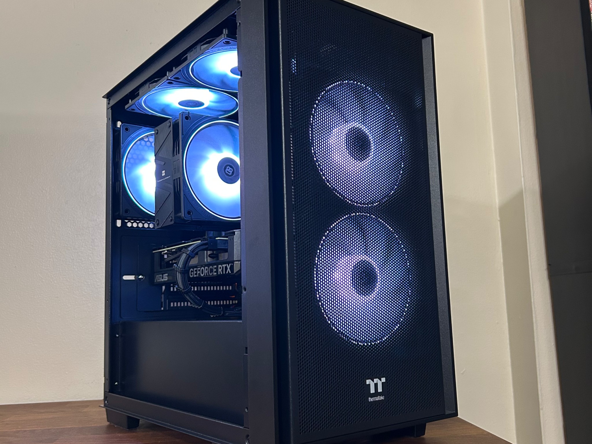 RTX 4070 12GB | Intel i5 13400F | 32GB DDR5 | 1TB SSD | The Stalker RTX