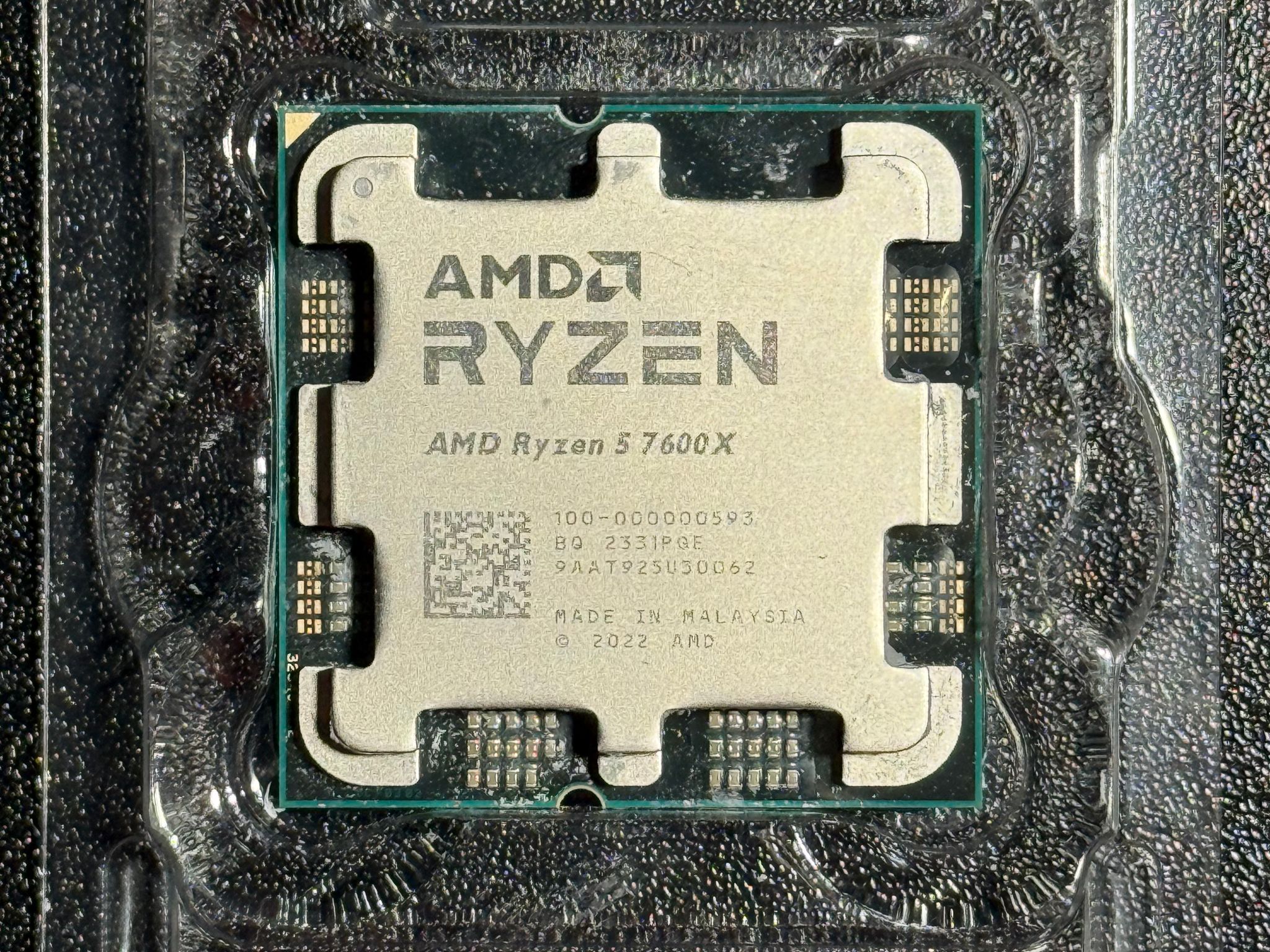 AMD Ryzen 5 7600X