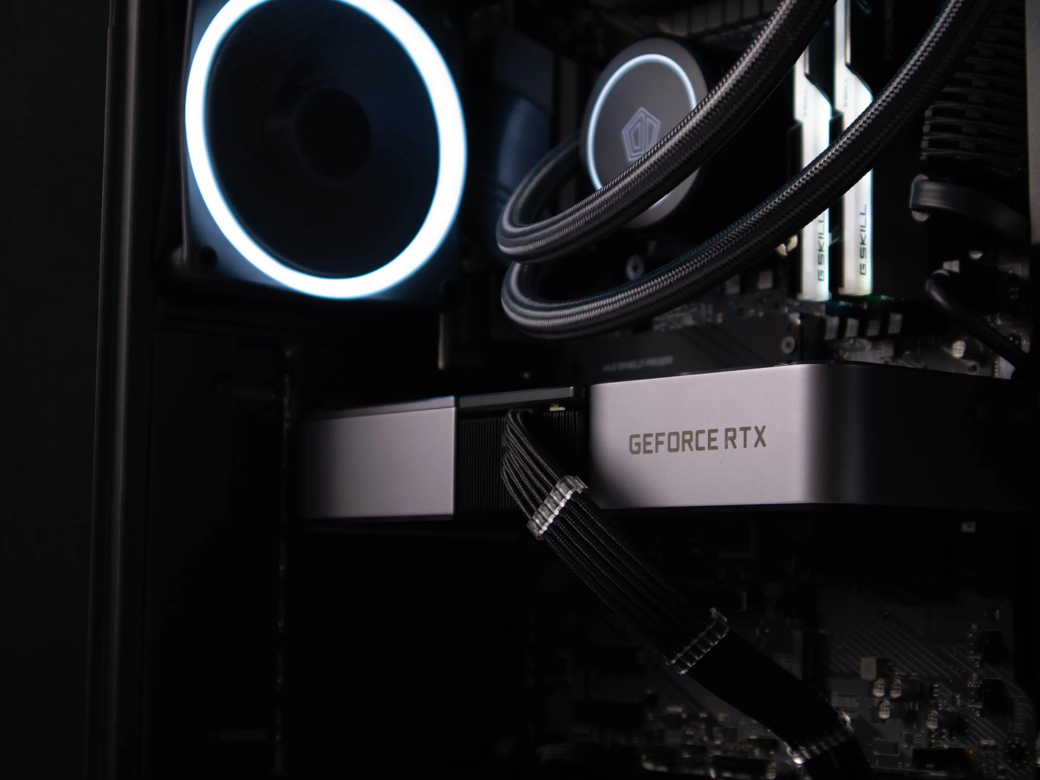 The Ringer (RTX 3070 Ti FE | Intel i7-10700F | 16gb RAM)