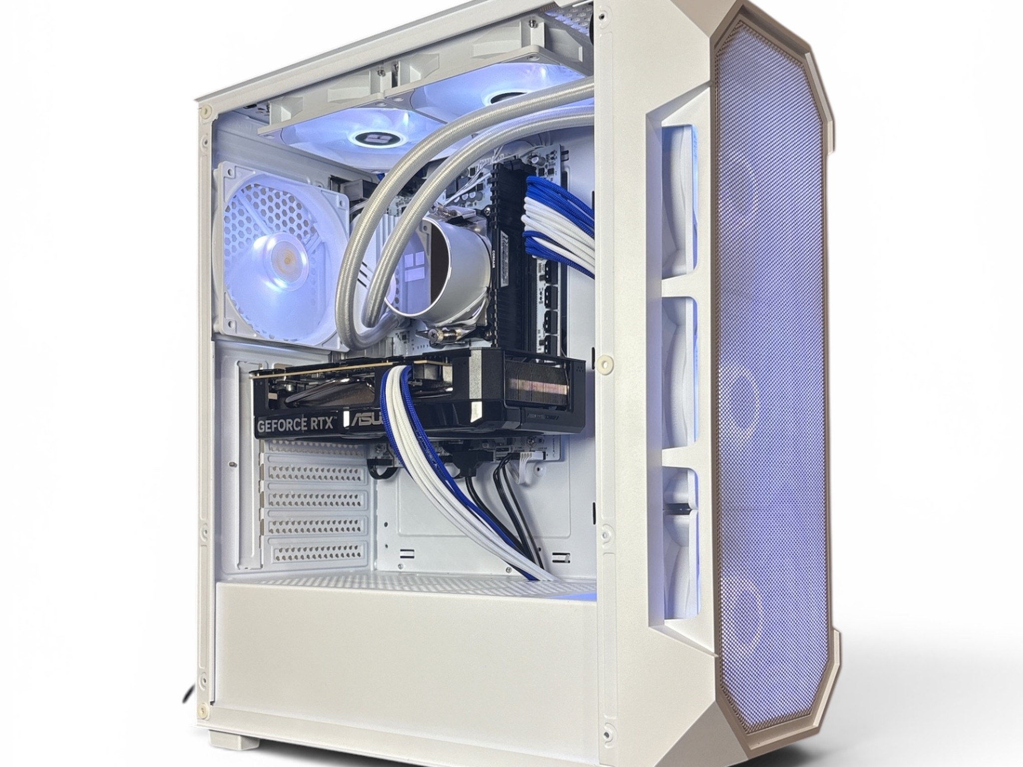 ❄️ White Dwarf | RTX 5060 / Ryzen 5 5500 / 16GB DDR4 / 1TB NVMe / 650W PSU