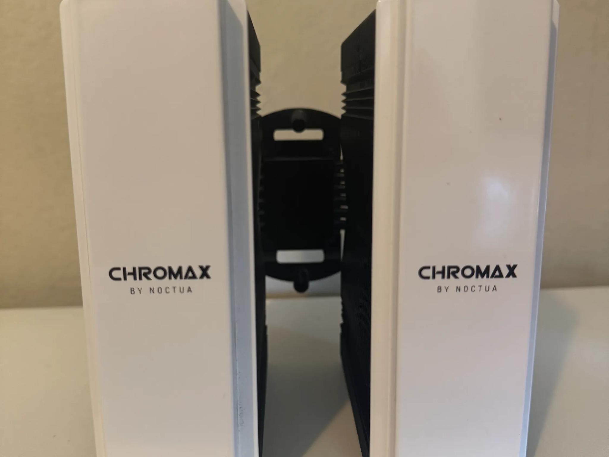Noctua NH-D15 chromax.black, Dual-Tower CPU Cooler with Dual NF-A15 PWM 140mm Fans (Black)