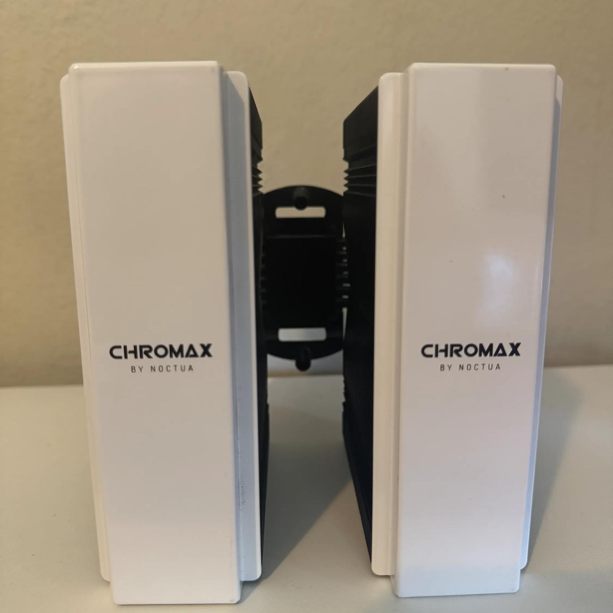 Noctua NH-D15 chromax.black, Dual-Tower CPU Cooler with Dual NF-A15 PWM 140mm Fans (Black)