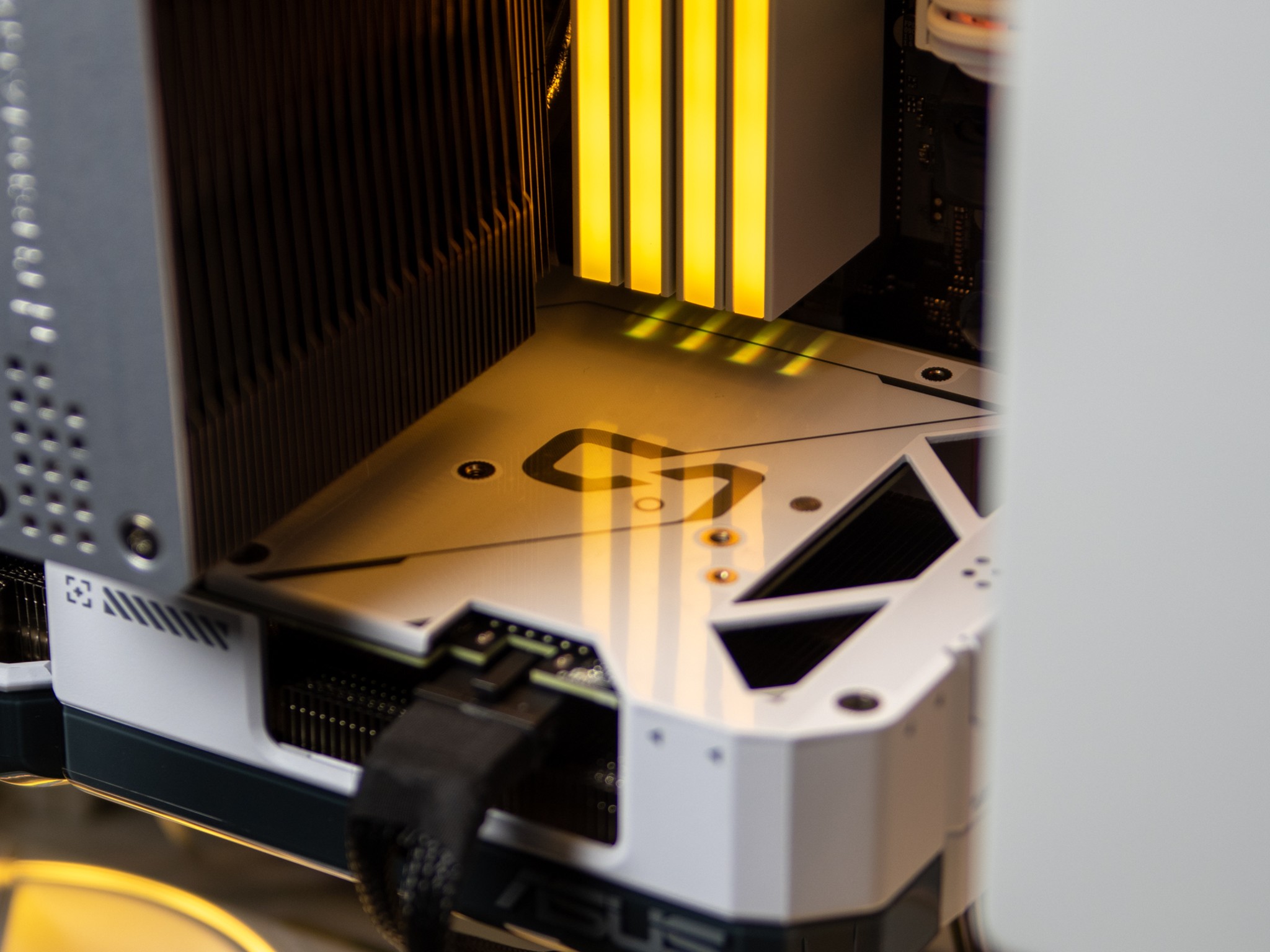 SF Zeroh RTX 4070 Super i9 32GB Windows 11 2TB Workstation Gaming PC