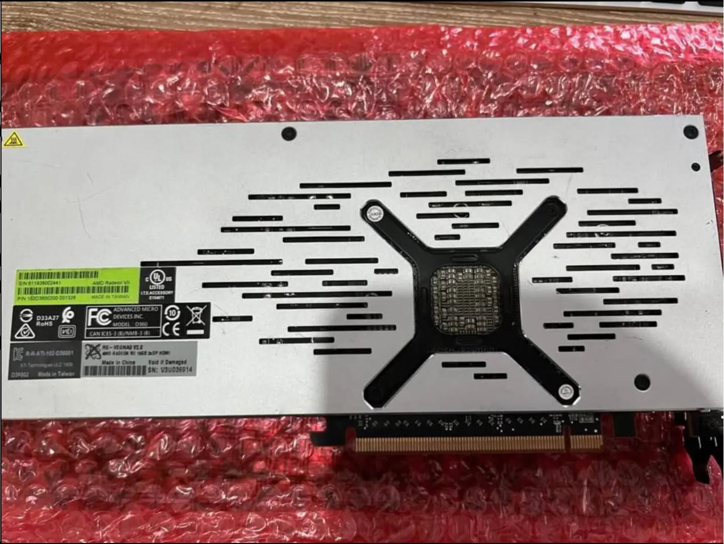 AMD Radeon VII - Image 4