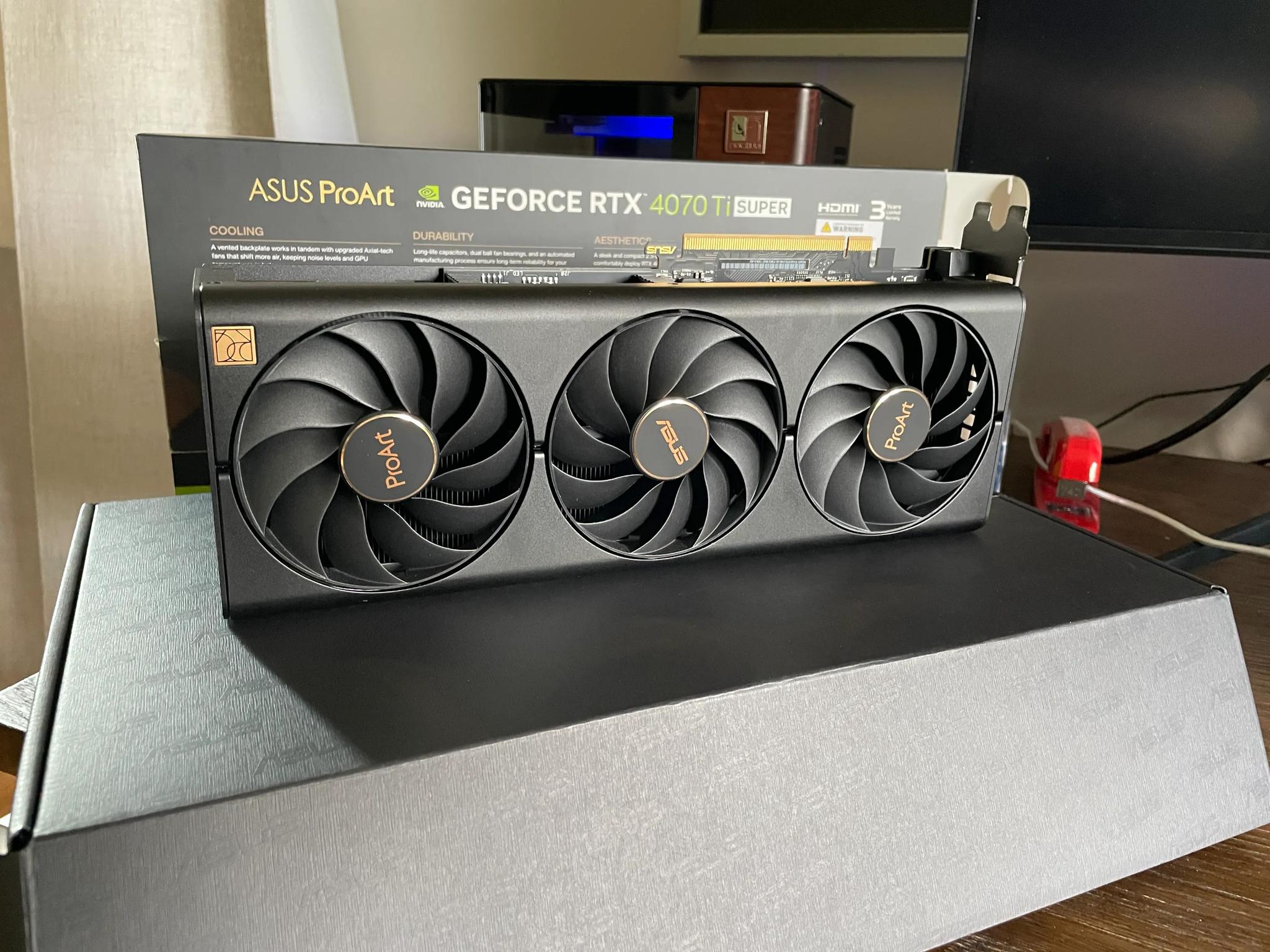 Asus Proart RTX 4070 Ti Super 16 GB