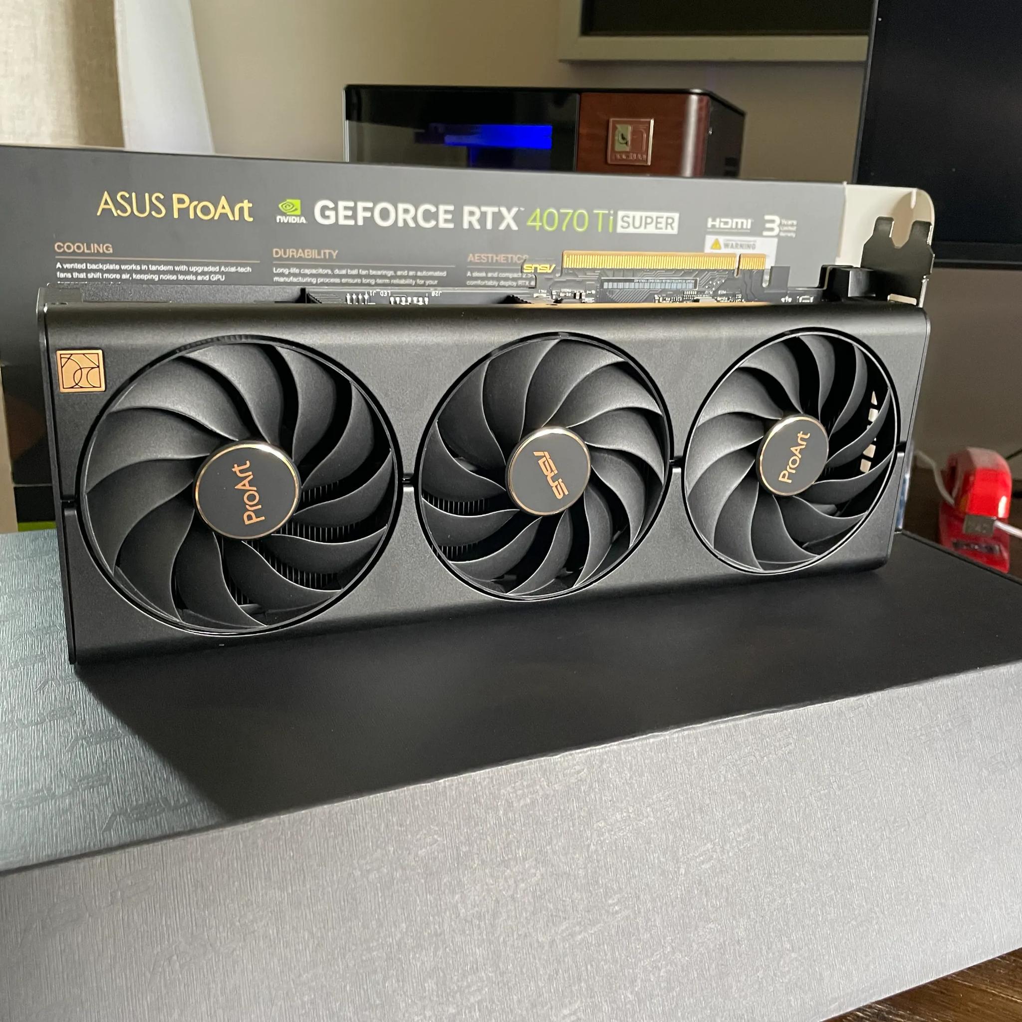 Asus Proart RTX 4070 Ti Super 16 GB