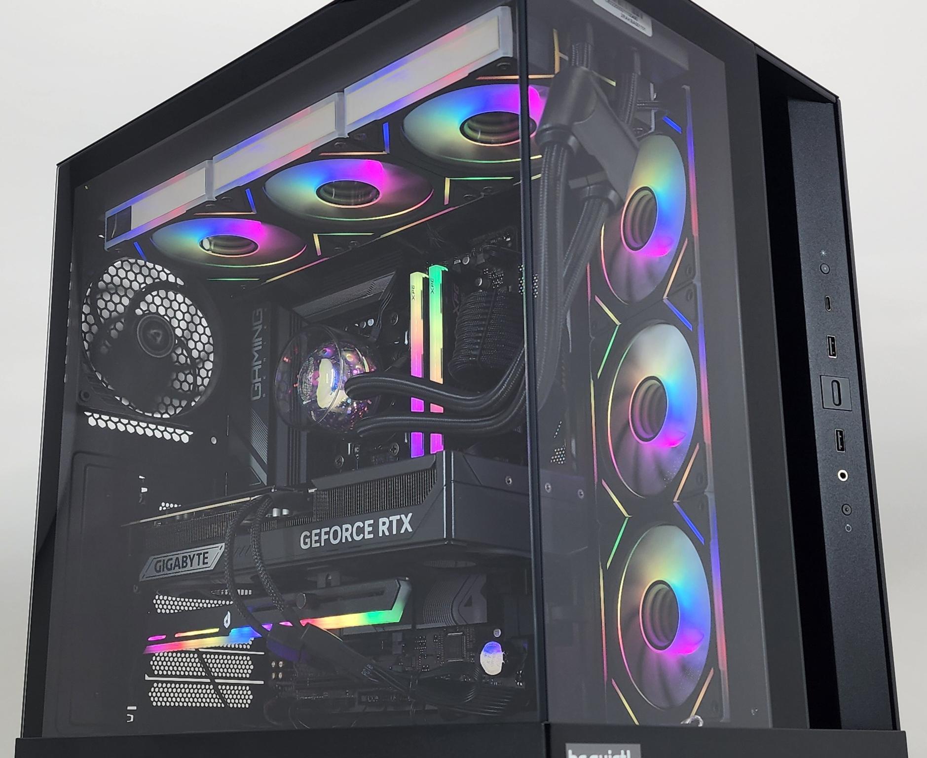 Gaming PC Ryzen 9 9900X 32GB RAM 1TB SSD RTX 5070 Ti 16GB Windows 11 Computer