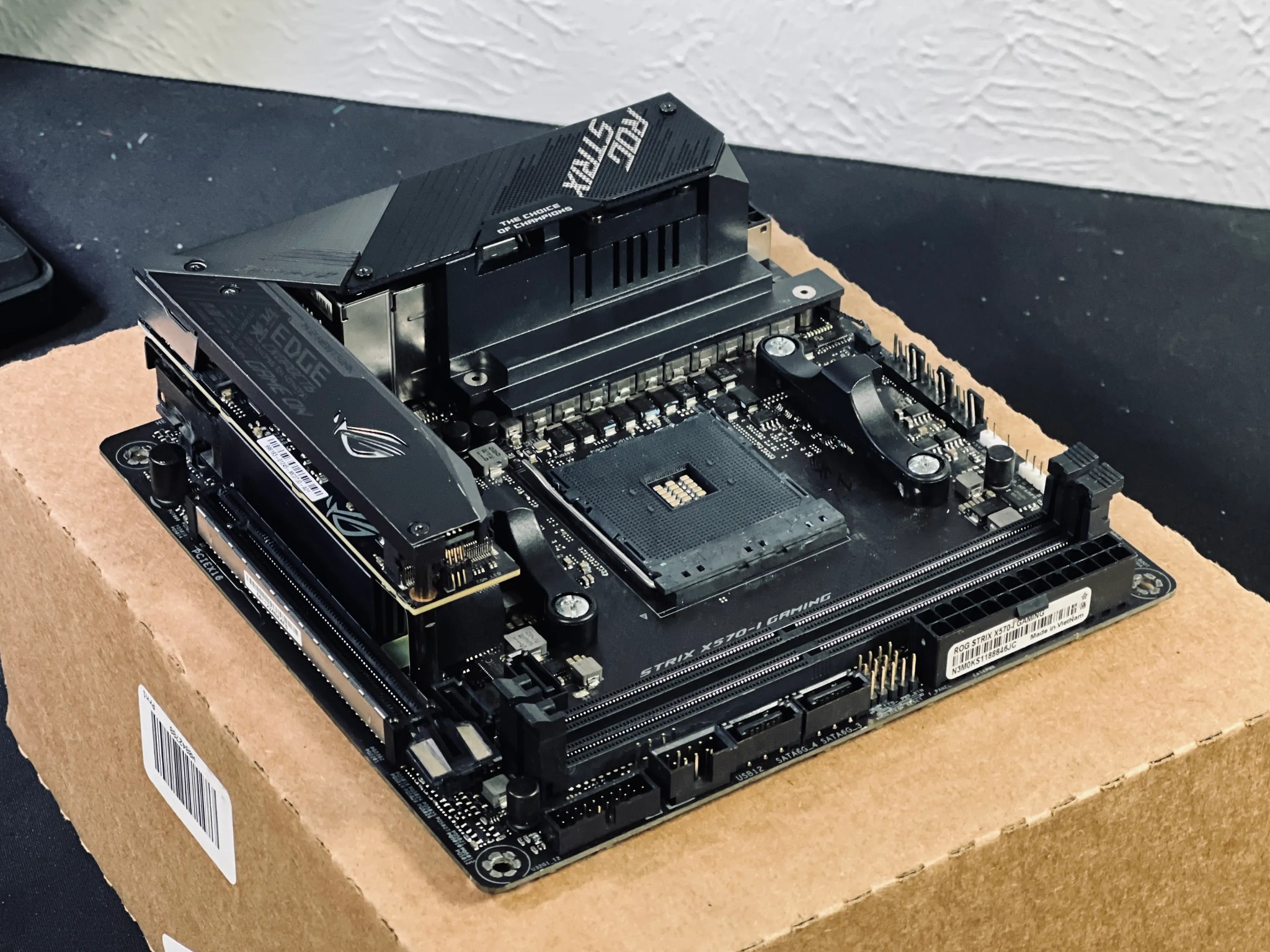 ROG Strix X570-I Gaming