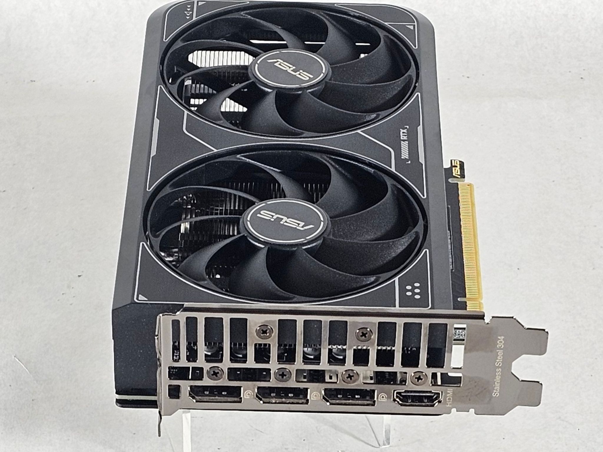 RTX 4060 ASUS 8GB