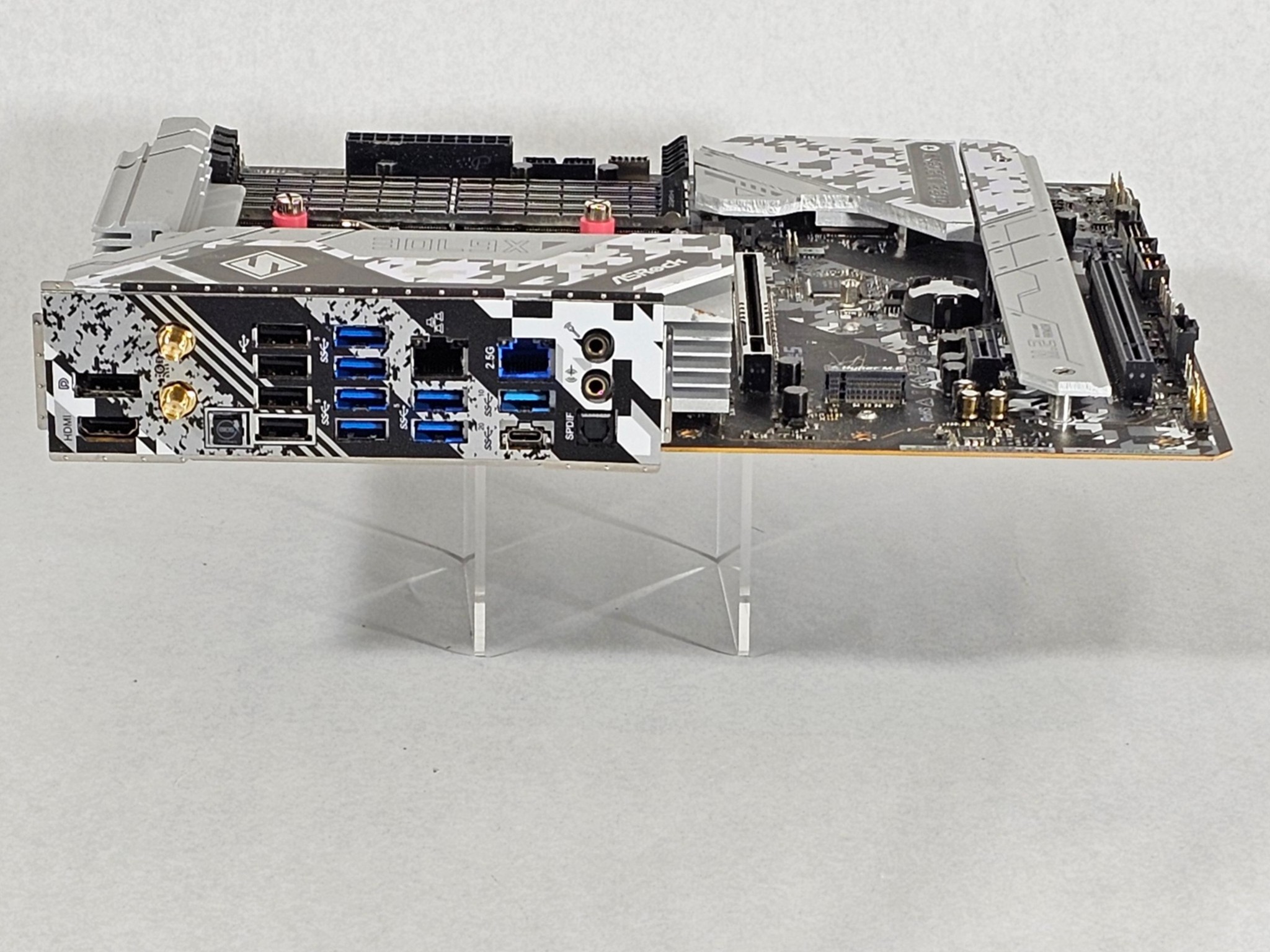 X670E AM5 DDR5 White Motherboard ASRock Steel Legend