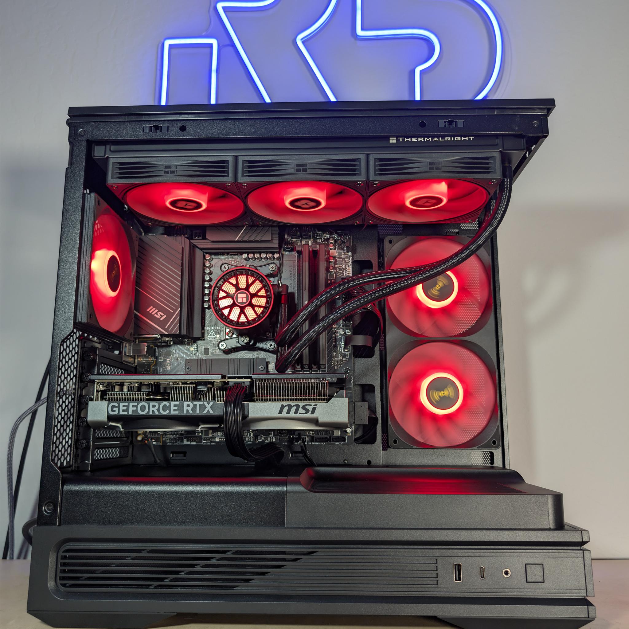 RTX 5070 // Ryzen 7 9700x // 32GB DDR5 // 1TB Gen4 NVMe // WiFi