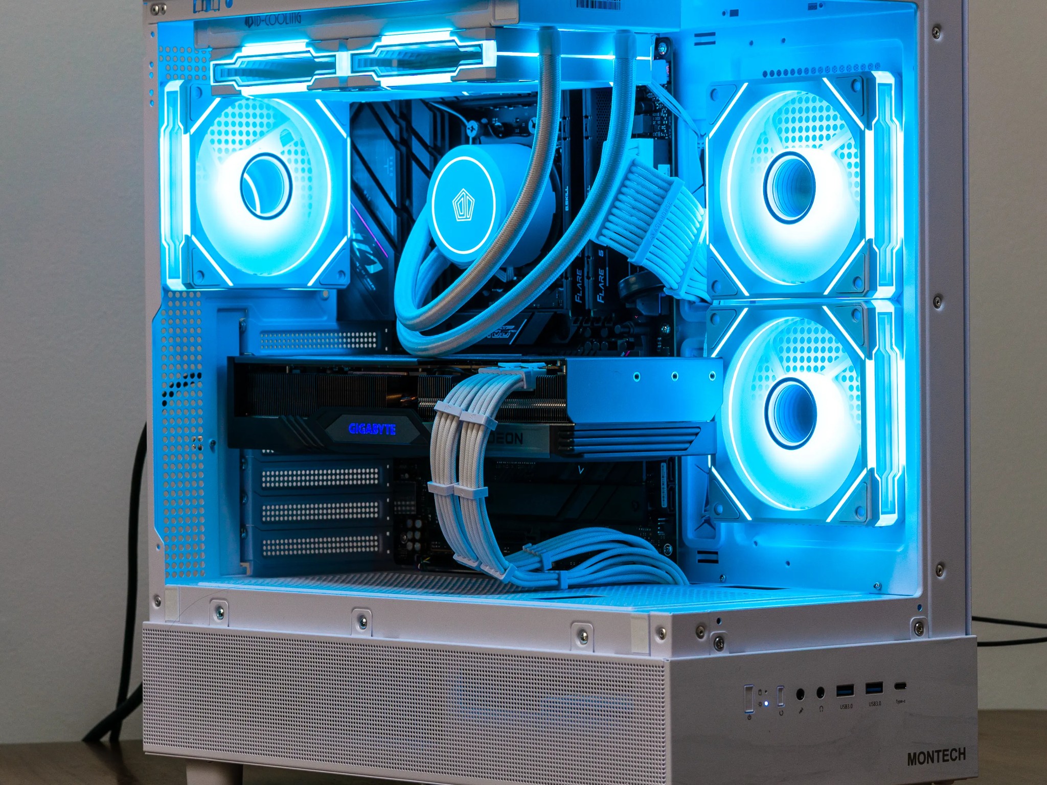 ❄️1440p/4K Streaming & Gaming BEAST❄️ RX 7800XT| Ryzen 5 7600X| AM5| 32GB DDR5| 1TB M.2| WiFi