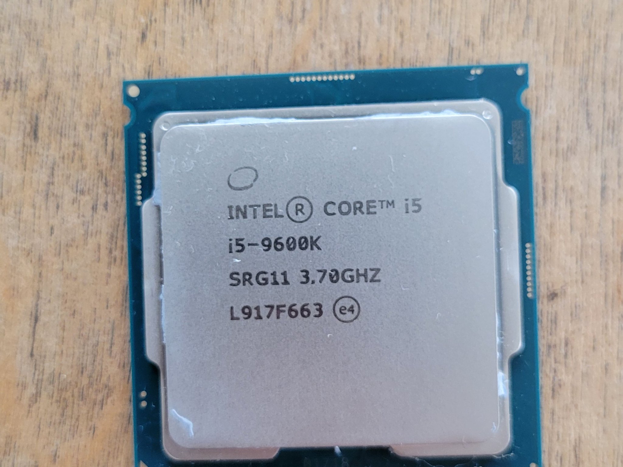 Intel i5-9600k