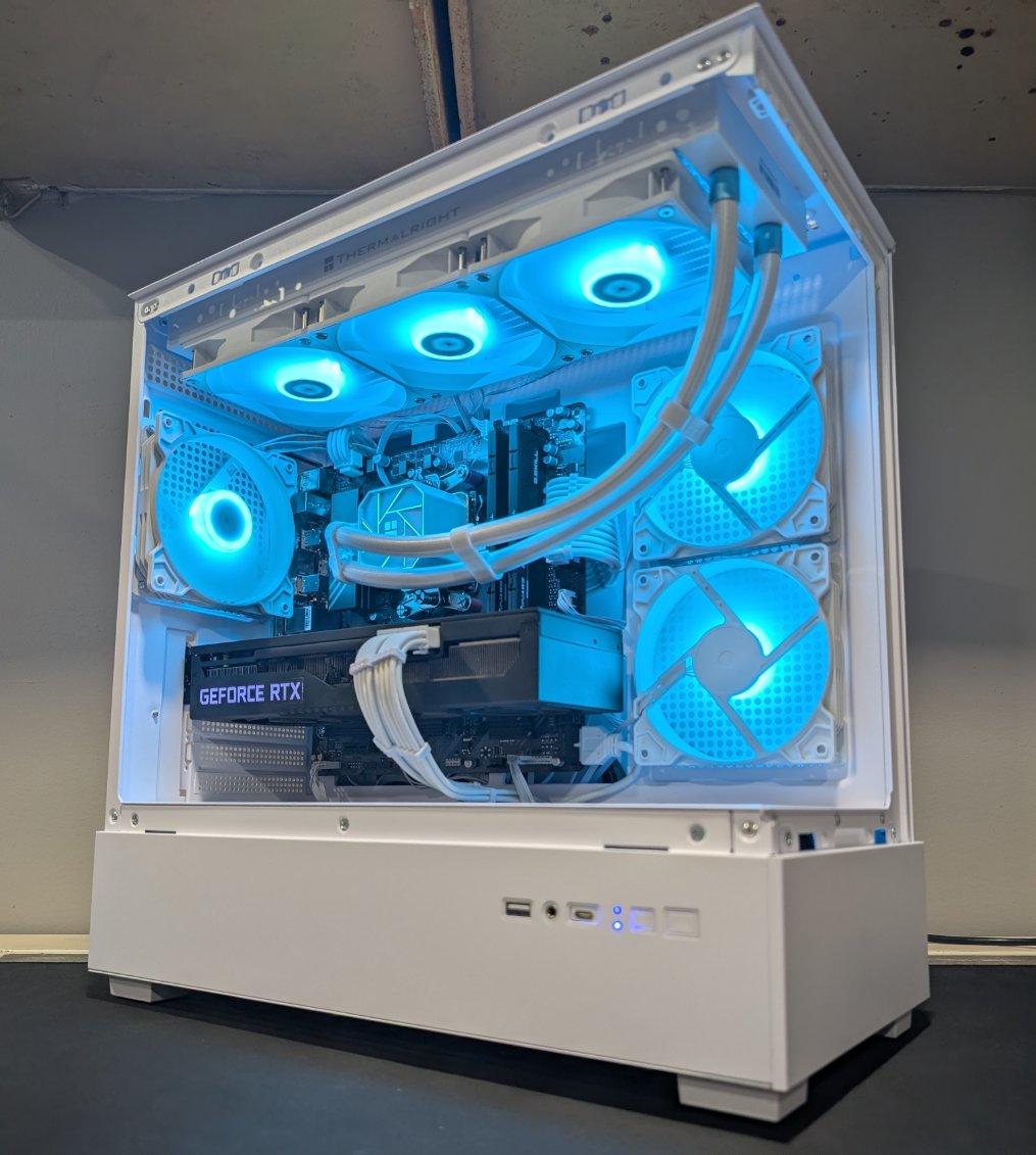 Gaming PC // RTX 3080 - Ryzen 5 7500F