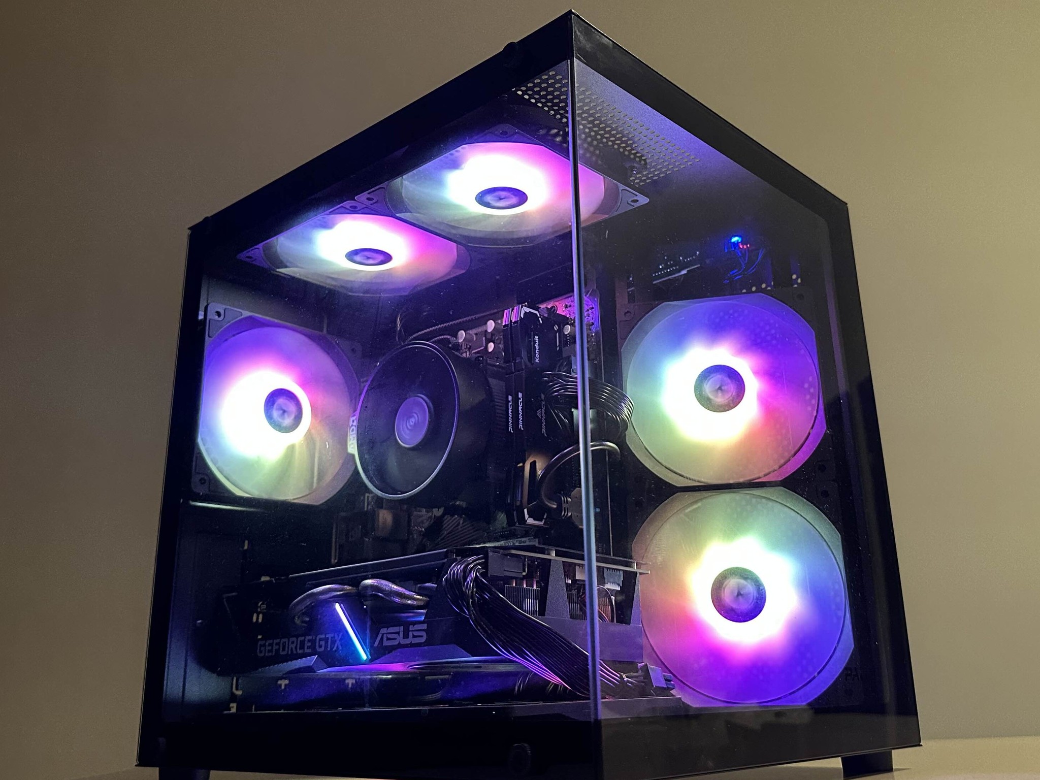 Gaming PC - AMD Ryzen 5 3500 | ASUS NVIDIA GeForce GTX 1660 Super | 32GB RAM | 1TB SSD | Win11
