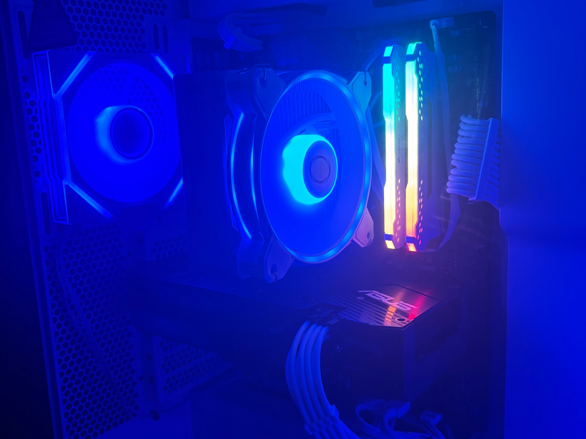 Budget 1080p Frostbite Gaming PC | RX 6600 (8 GB) | Ryzen 5 5500 | 100% Set Up & Ready to Play