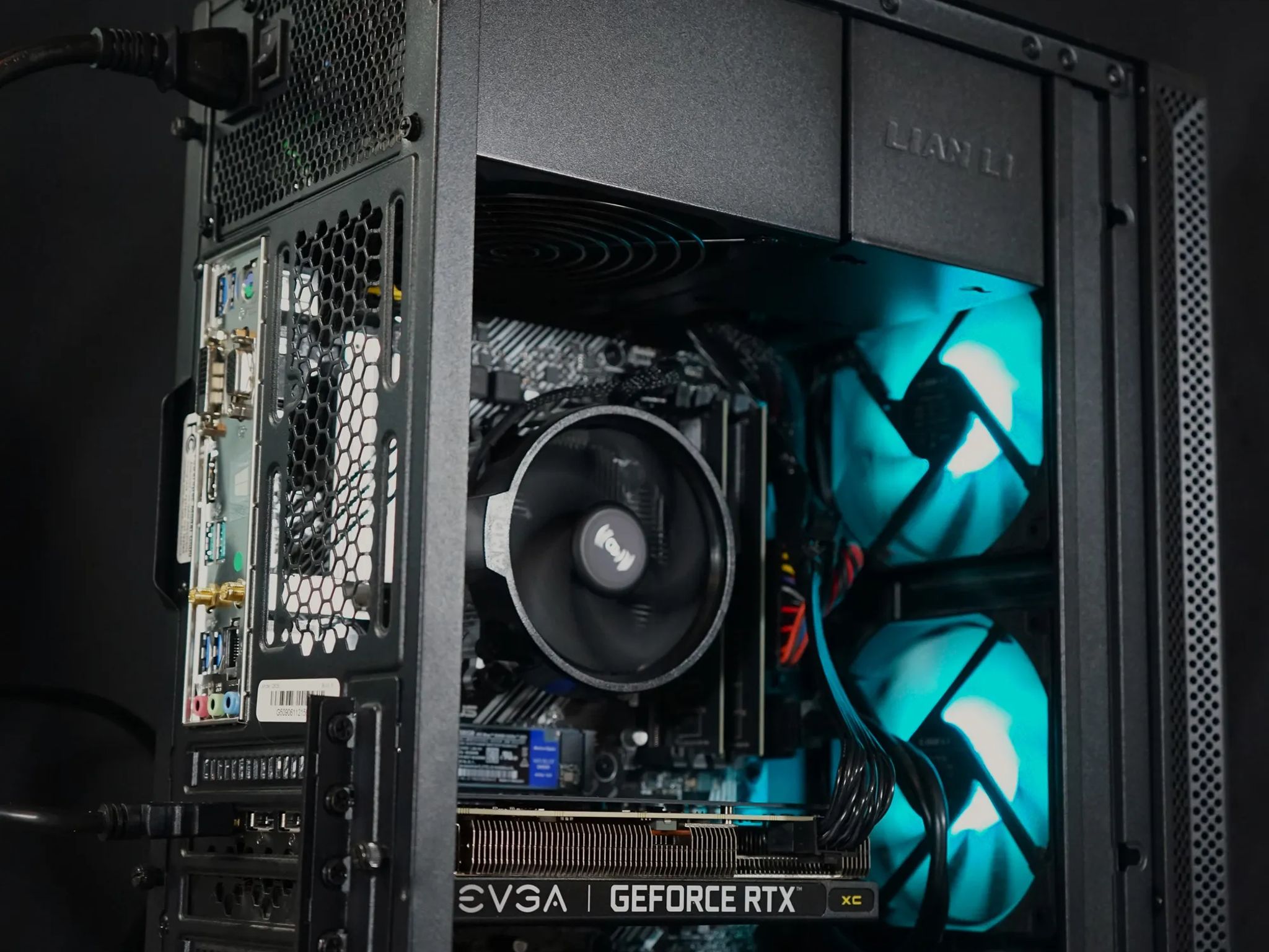 Mid Tier Gaming PC/Desktop!