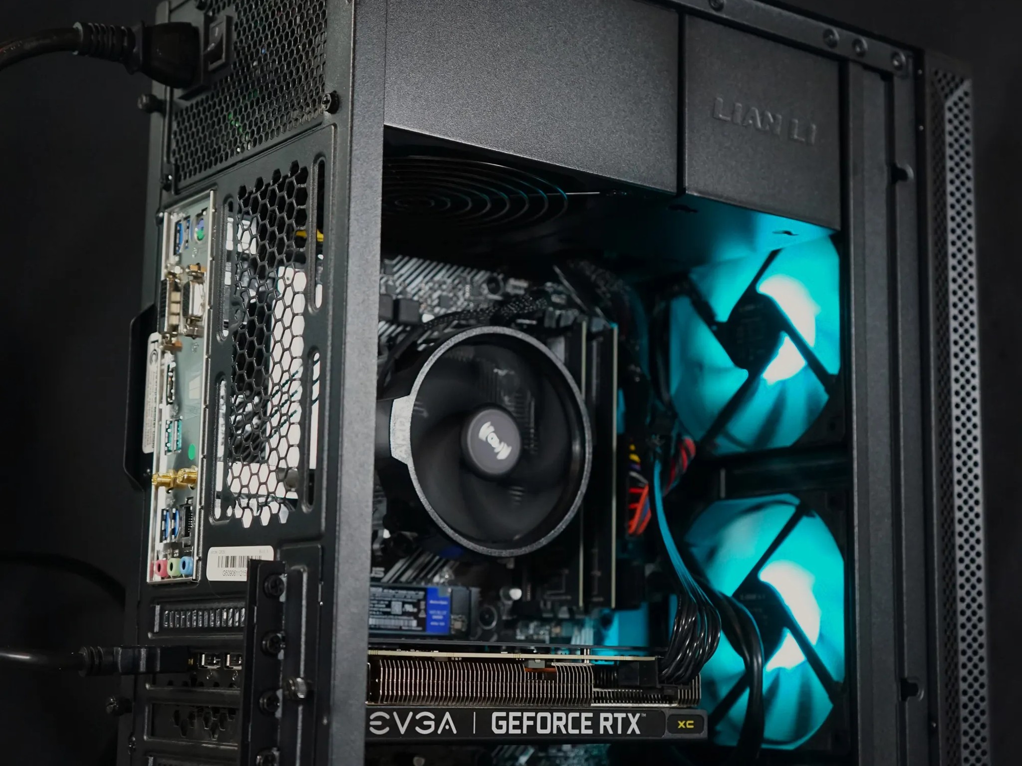Mid Tier Gaming PC/Desktop!